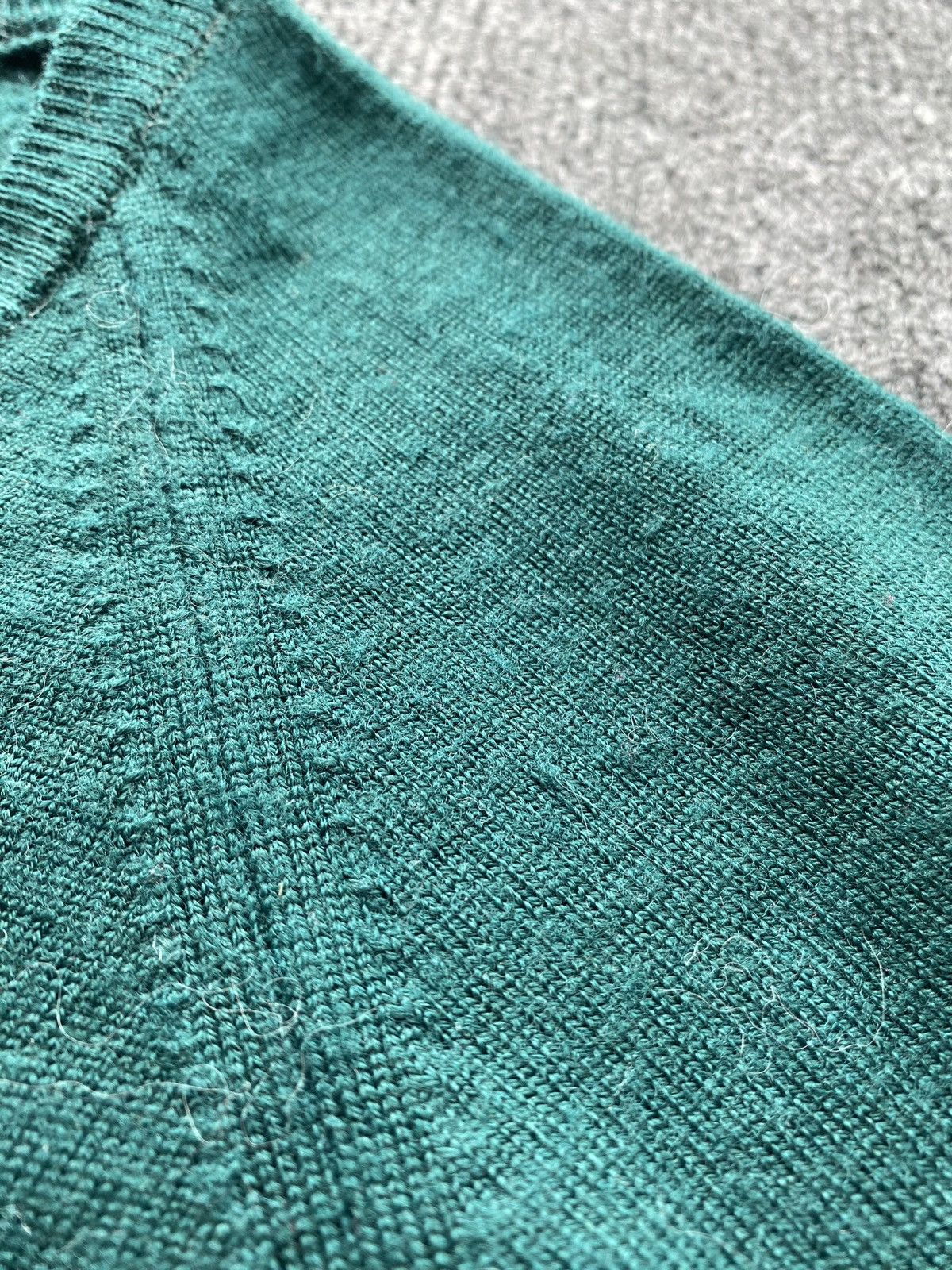 Other 🔥Scotland Pitlochry pure new wool green v neck mens pullover Size US S / EU 44-46 / 1 - 11 Thumbnail
