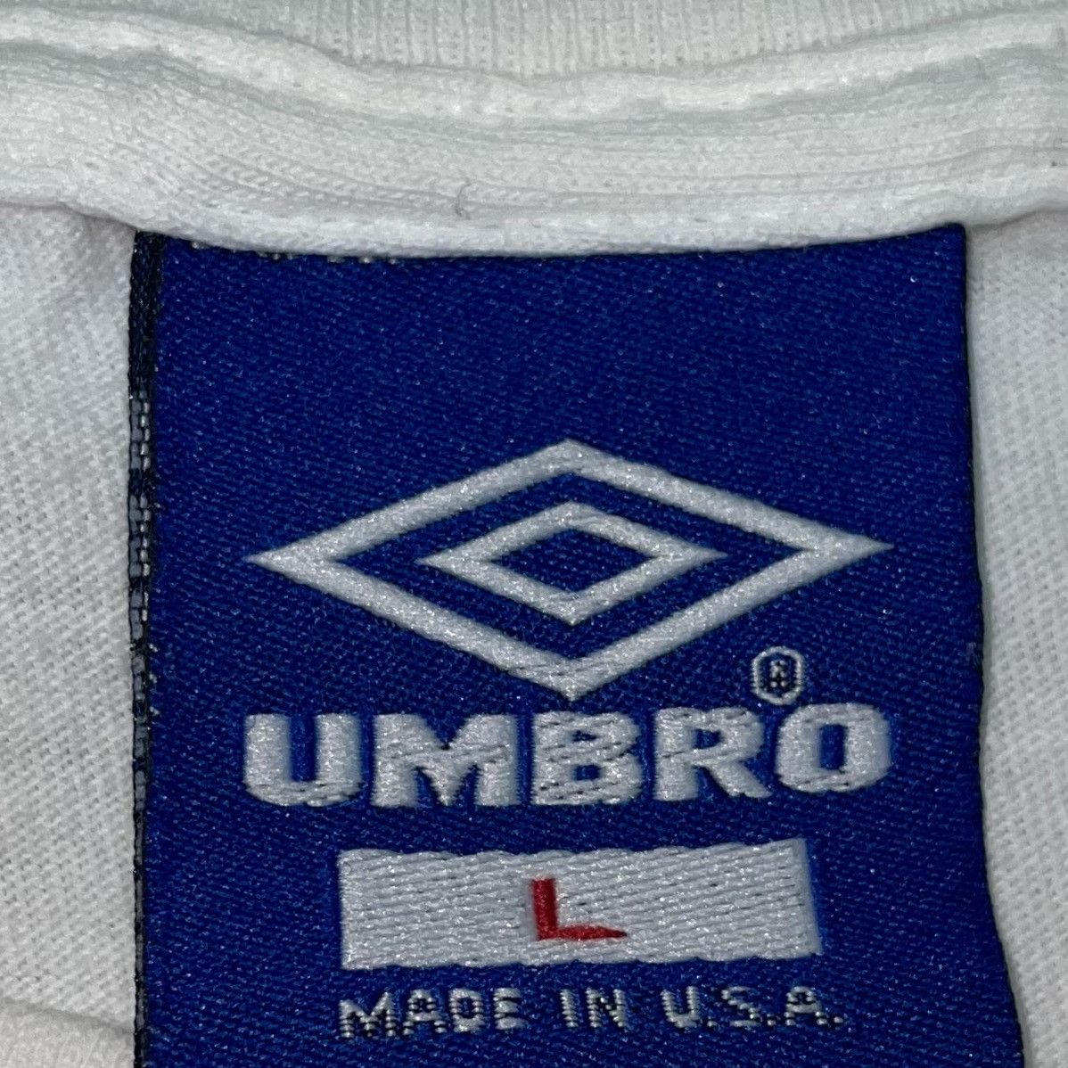 Umbro Umbro Vintage T-shirt Single Stitch Size US L / EU 52-54 / 3 - 3 Thumbnail