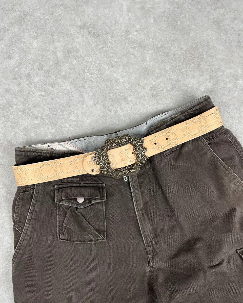 Just Cavalli 2000s Cavalli Beige Royal Buckle Leather Belt Size ONE SIZE - 1 Thumbnail