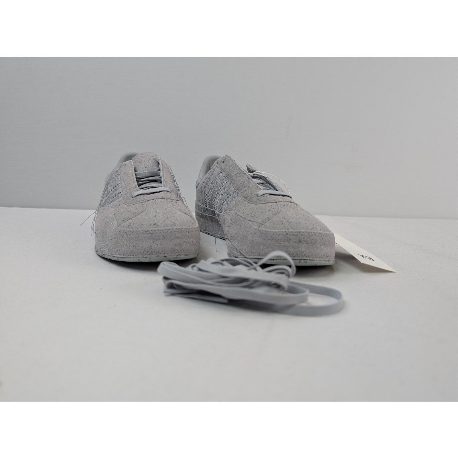 Y-3 o1rshd1 Gazelle Low-Top Sneakers in Gray Size US 8 / EU 41 - 6 Thumbnail