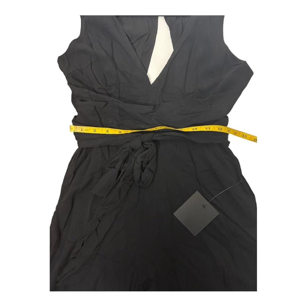 Lulus Lulus NWT Chic Elegance Black Lurex Stripe Jumpsuit XS Size 26" / US 2 / IT 38 - 4 Thumbnail