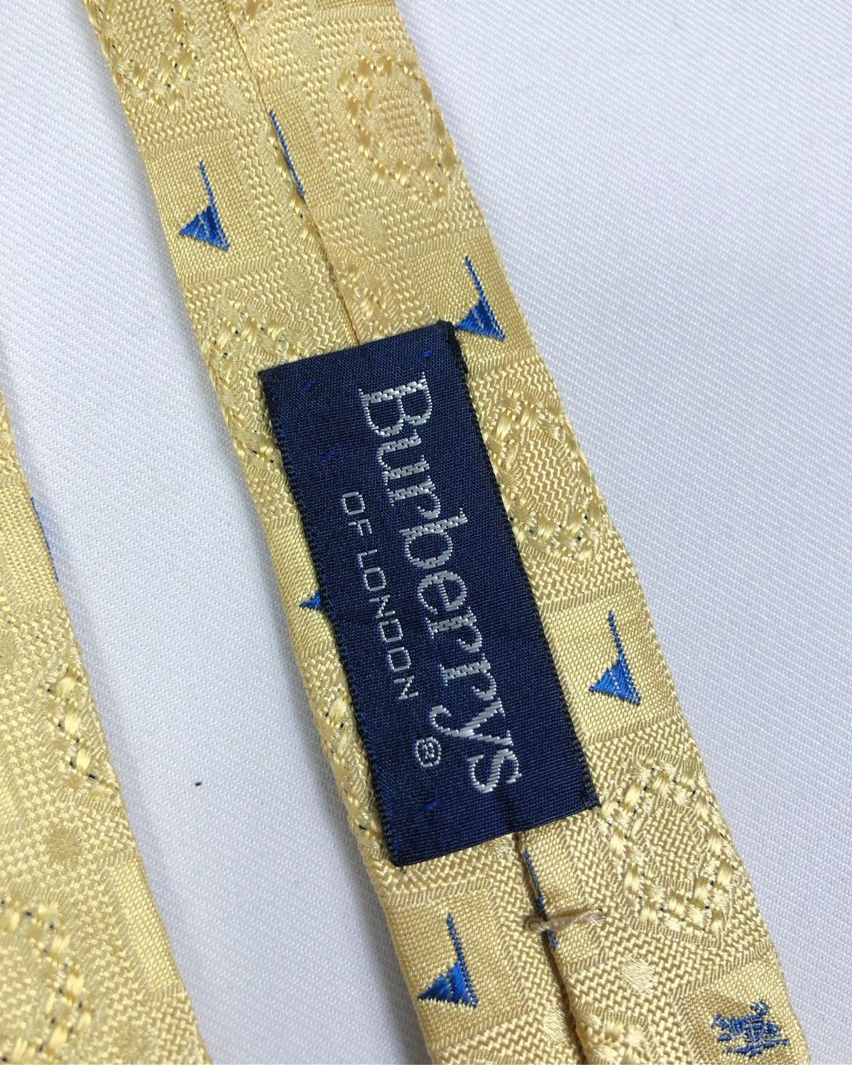 Burberry Prorsum Rare Vintage Burberrys Silk Tie Made in Italy Size ONE SIZE - 6 Thumbnail