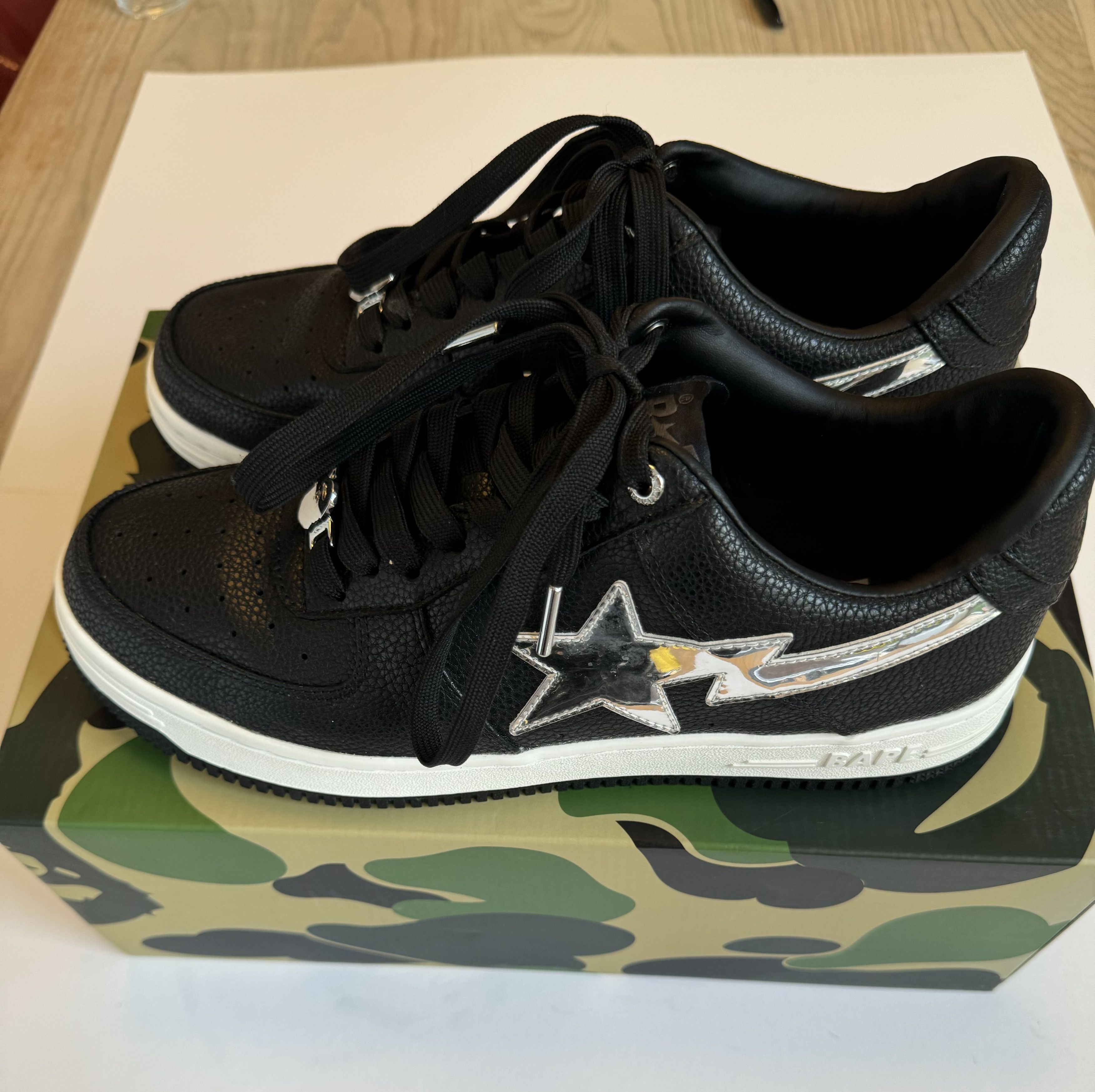 Bape GOAT BAPE STA M2 Size US 10 / EU 43 - 2 Thumbnail