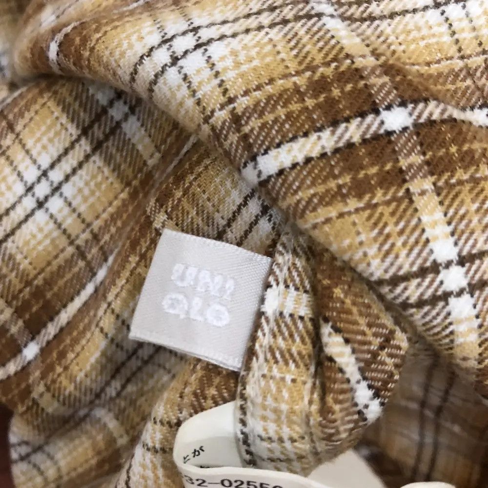 Flannel × Japanese Brand Japanese Brand Uniqlo Plaid Tartan Flannel Shirt 👕 Size US XL / EU 56 / 4 - 3 Thumbnail