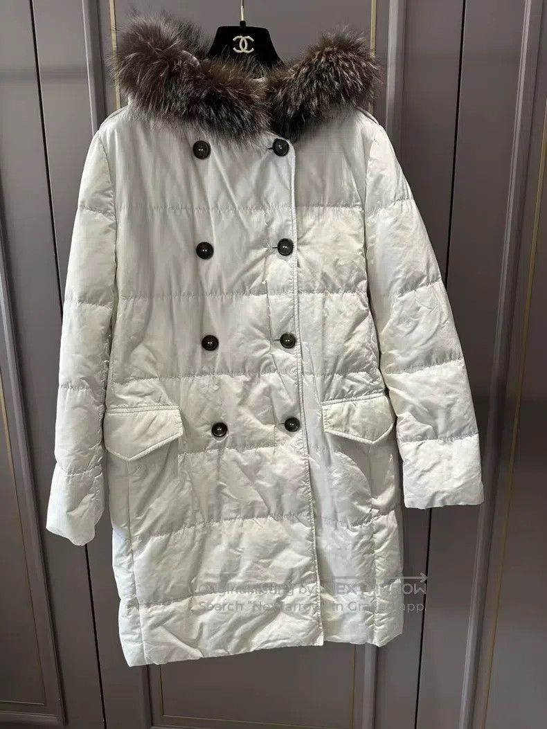 Brunello Cucinelli Brunello Cucinelli White Fur Collar Beaded Down Jacket Size S / US 4 / IT 40 - 1 Thumbnail