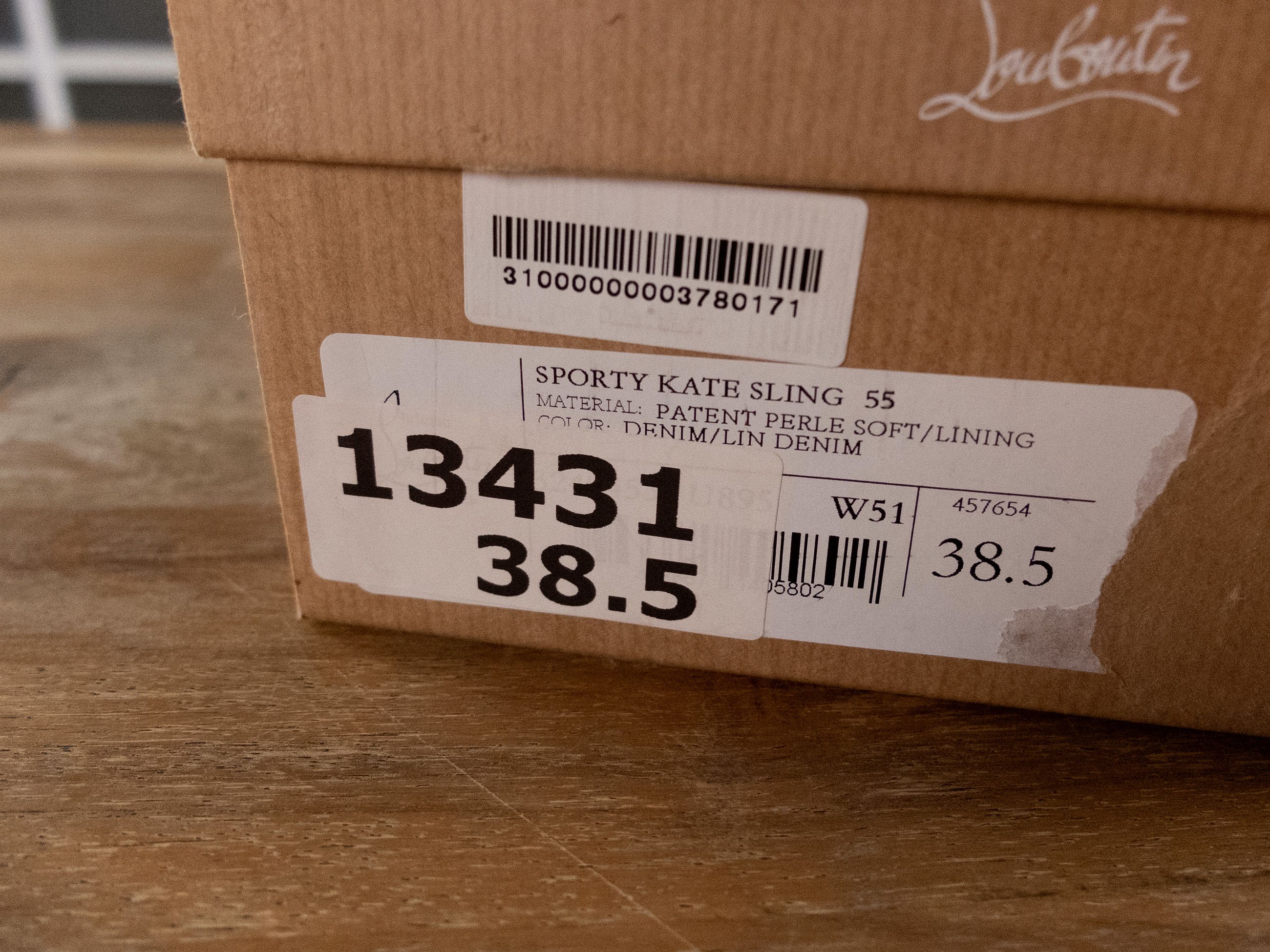 Christian Louboutin CHRISTIAN LOUBOUTIN Kate Sporty 55 blue patent leather pumps Size US 8.5 / IT 38.5 - 13 Thumbnail