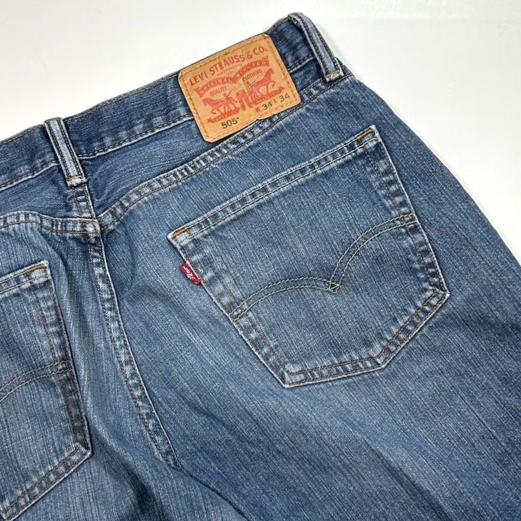 Levi's VINTAGE Levi's 505 Straight Jeans Denim Medium Wash Men 34x34 Blue Straight Men Jeans Size US 34 / EU 50 - 4 Thumbnail