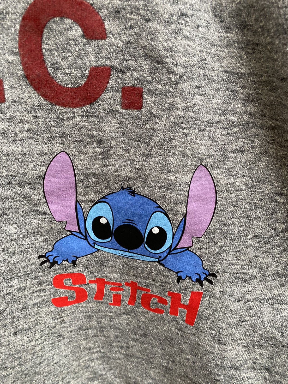 A.P.C. APC x lilo and stitch swetshirt Size S / US 4 / IT 40 - 6 Thumbnail