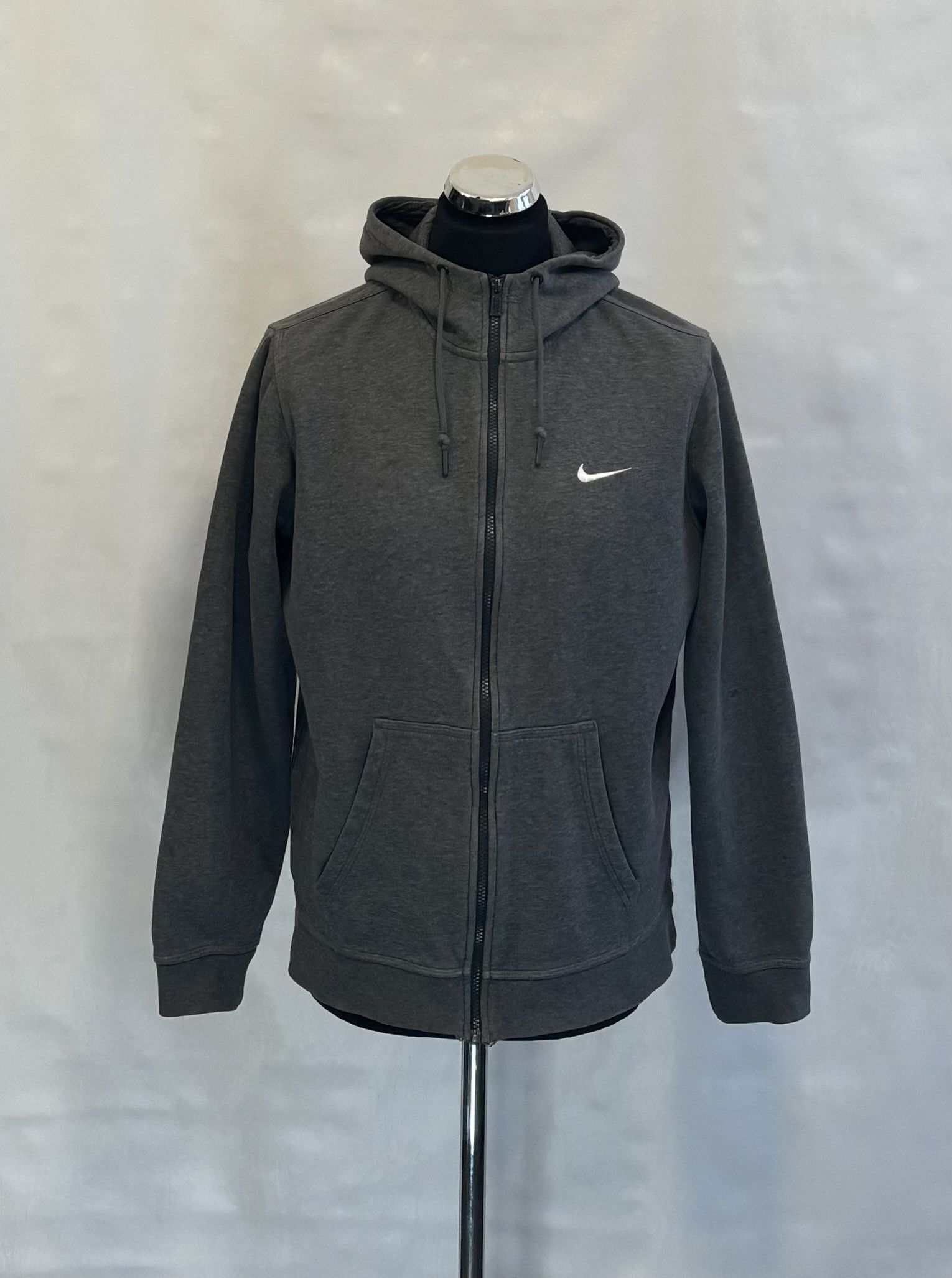 Nike Nike Club Swoosh Zip Hoodie Gray Dark Large Size US L / EU 52-54 / 3 - 1 Thumbnail