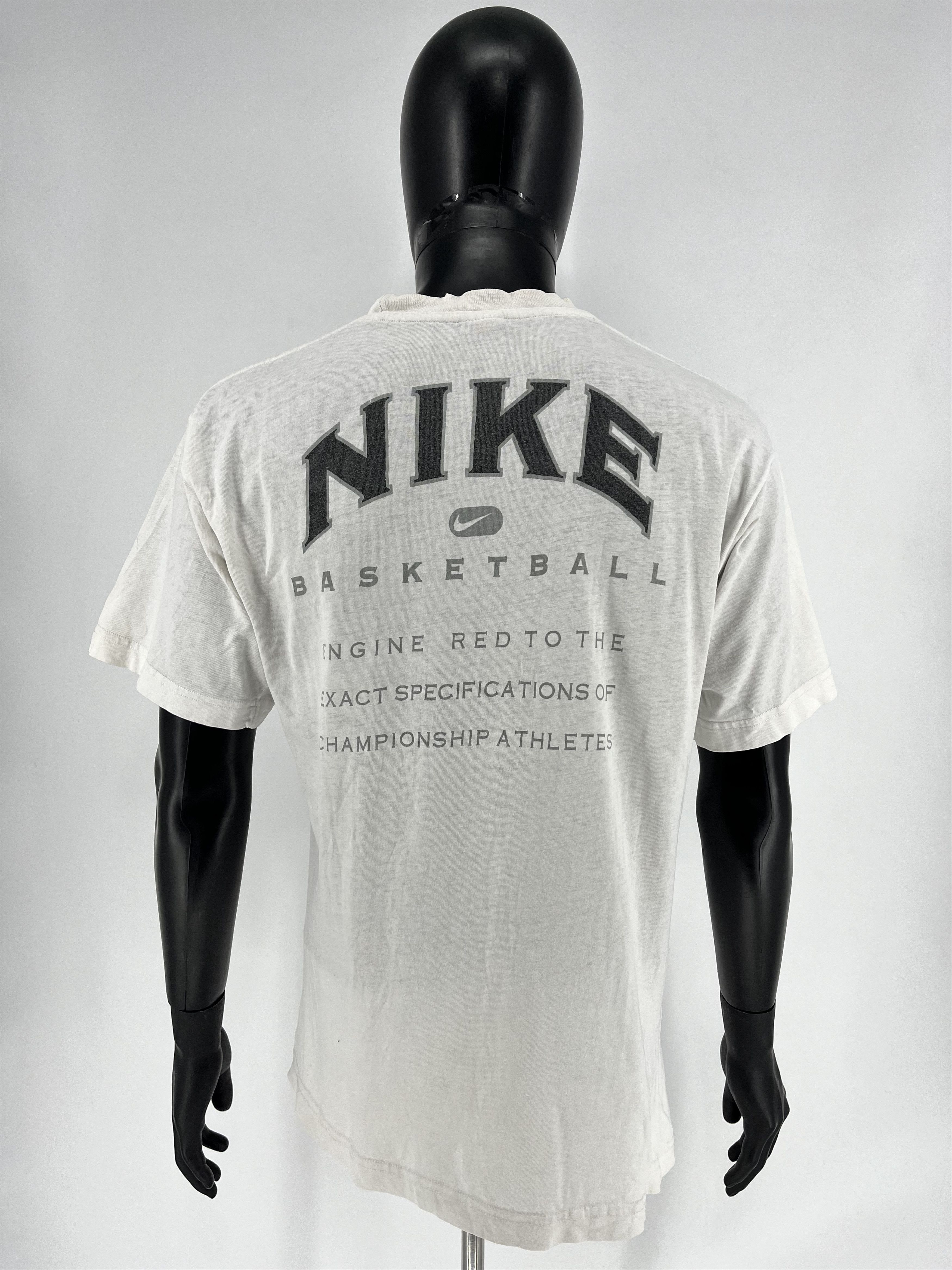 Other Vintage 90s Nike Basketball T-Shirt Big Swoosh Logo Y2K Size US L / EU 52-54 / 3 - 1 Thumbnail