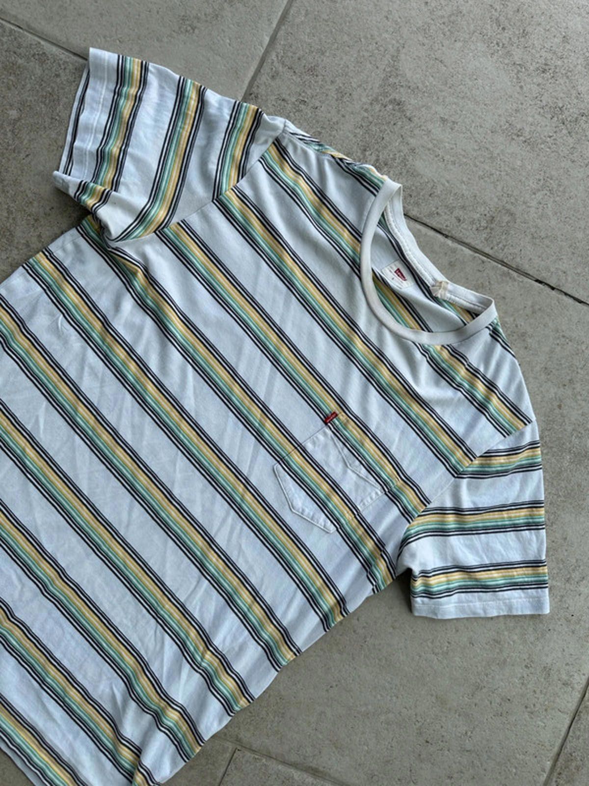 Levi's Levi’s Striped Vintage Tee Size US L / EU 52-54 / 3 - 1 Thumbnail