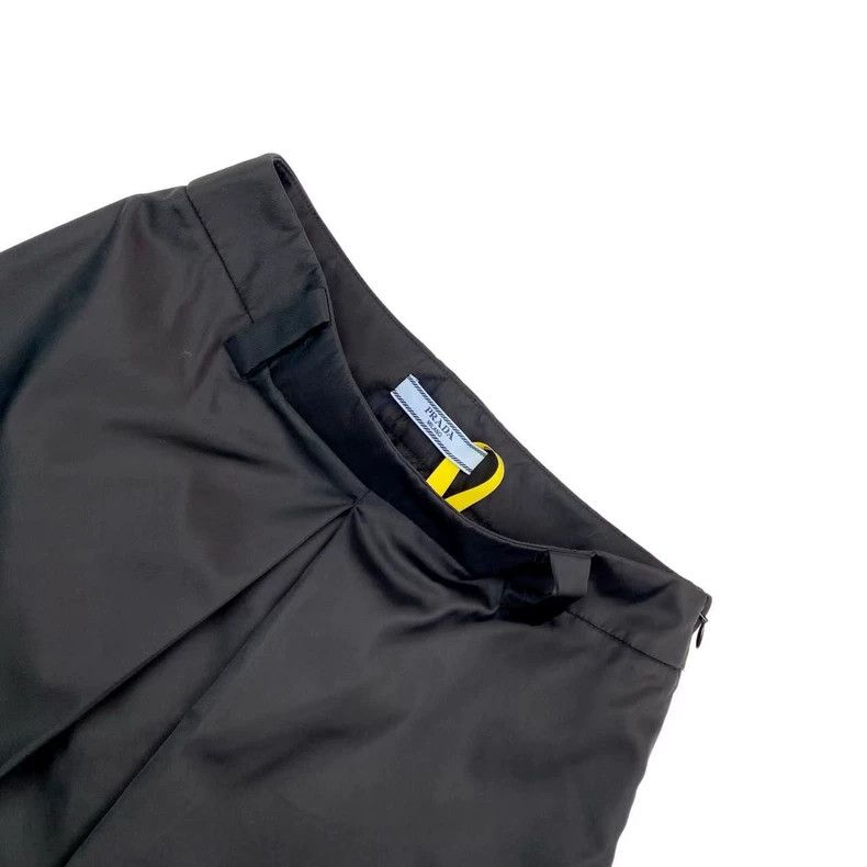 Prada Prada Triangle waist bag tactical belt short skirt Size 24" / US 00 / IT 34 - 3 Thumbnail