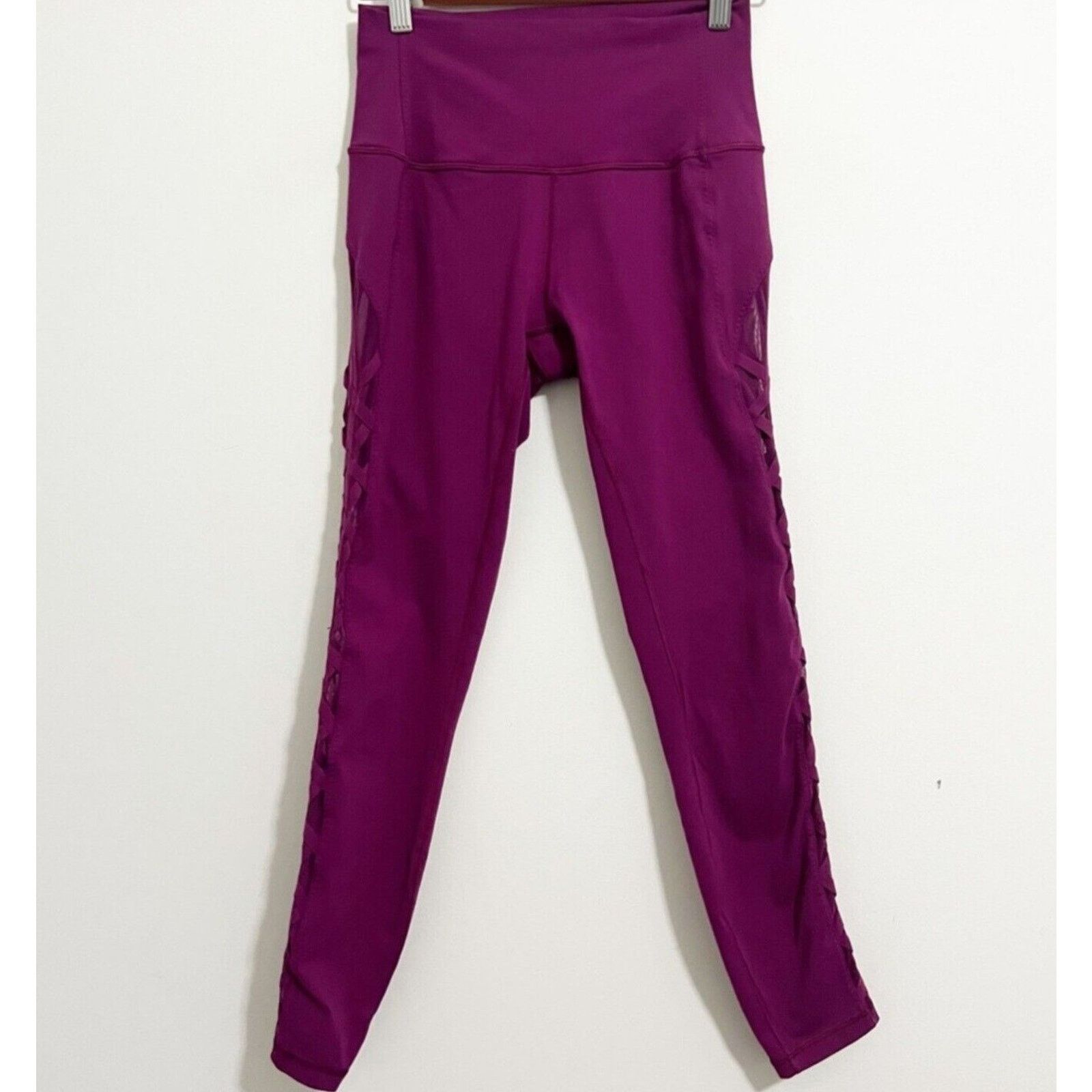 Lululemon Lululemon High Times Rhythm Leggings in Chilled Grape Size 6 Size 28" / US 6 / IT 42 - 8 Thumbnail