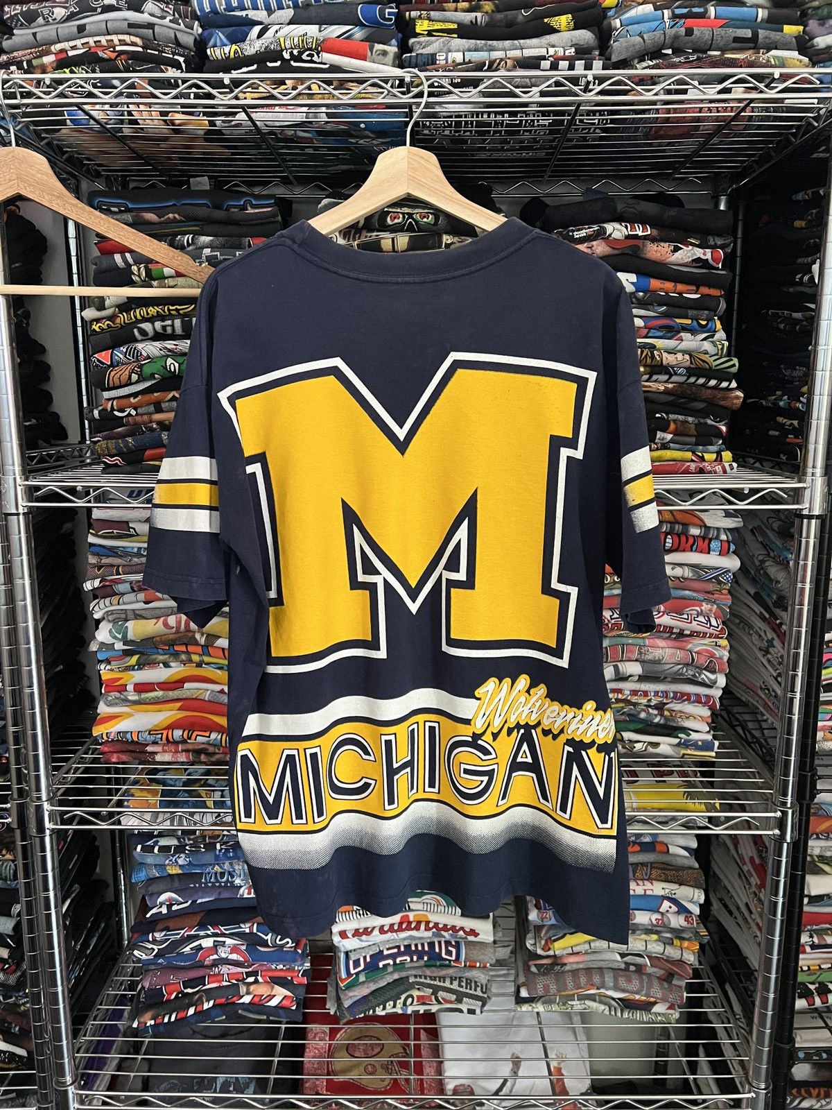 NCAA 90s Michigan Wolverines Team Tee Size US XL / EU 56 / 4 - 2 Thumbnail