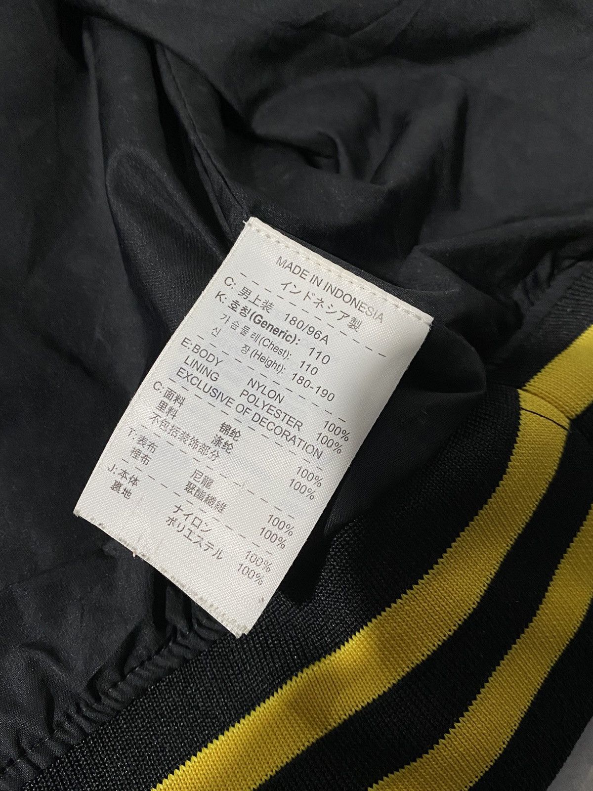 Jordan Brand vintage air jordan jacket big logo golden pin Size US XL / EU 56 / 4 - 8 Thumbnail