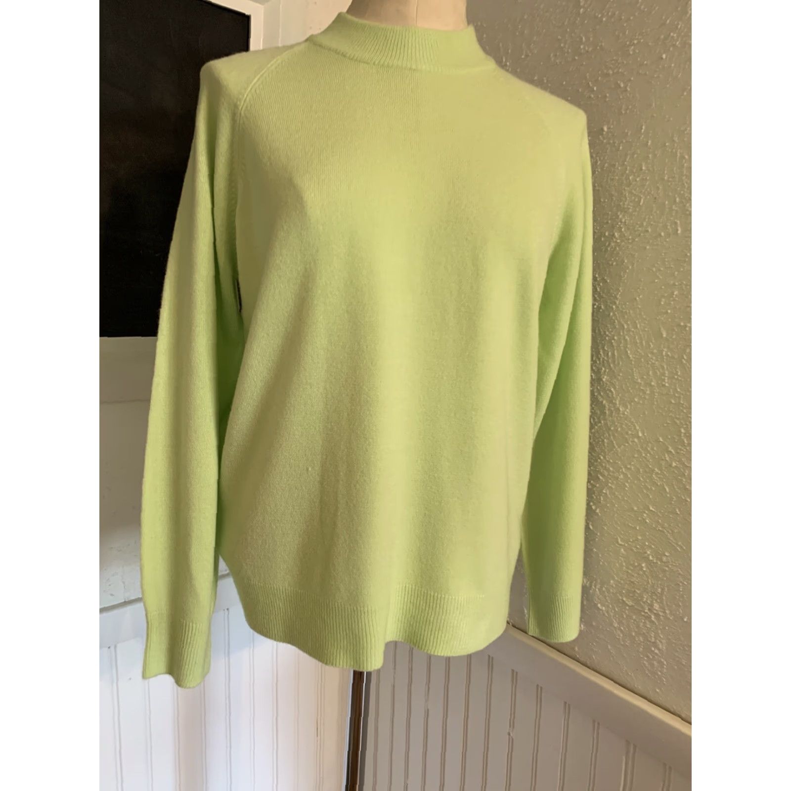 Vintage Draper's & Damon's Spring Green Women's Medium Sweater Mock Turtleneck Size M / US 6-8 / IT 42-44 - 3 Thumbnail