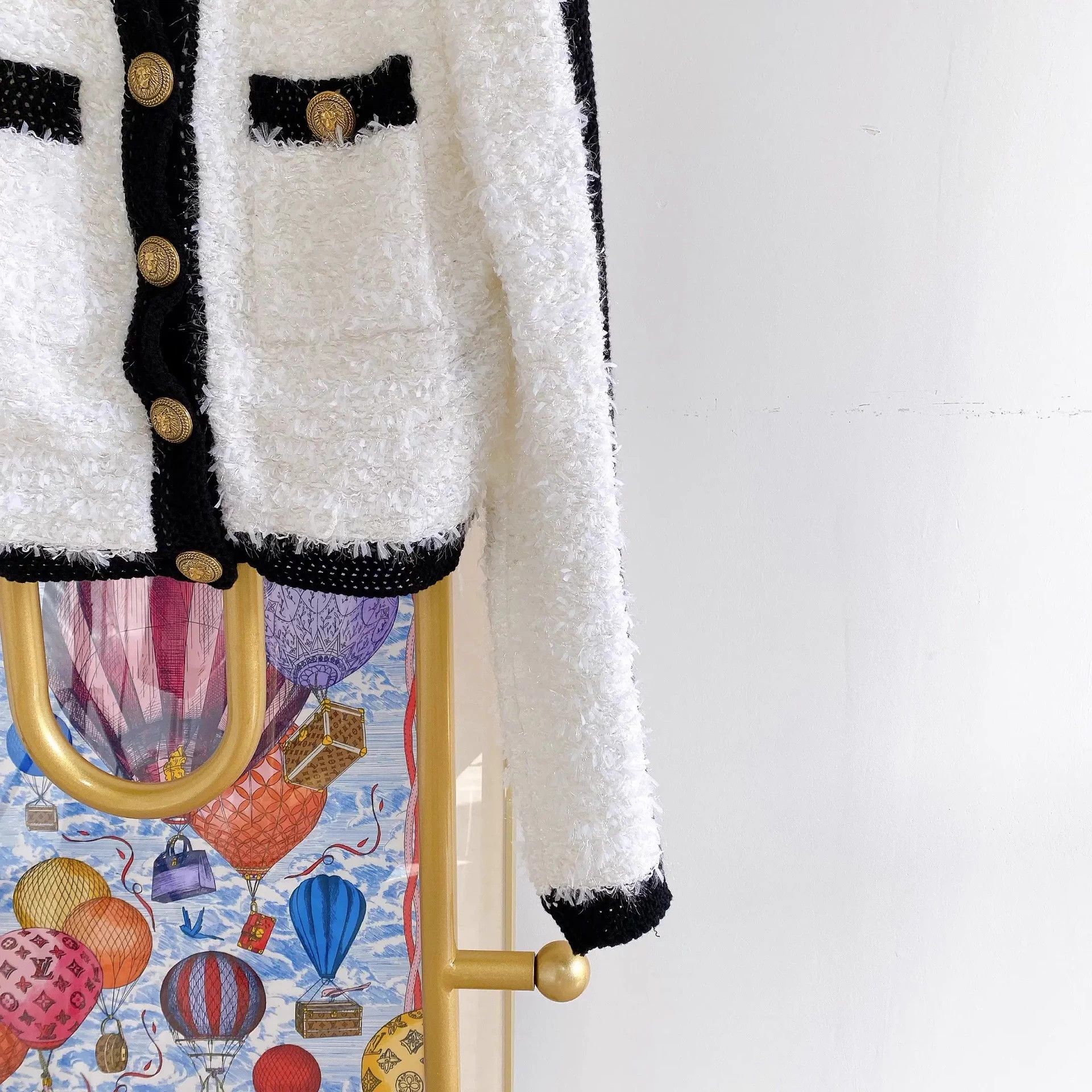Balmain Balmain white woven Coco style jacket 42 Kim Ji-won Size M / US 6-8 / IT 42-44 - 6 Thumbnail
