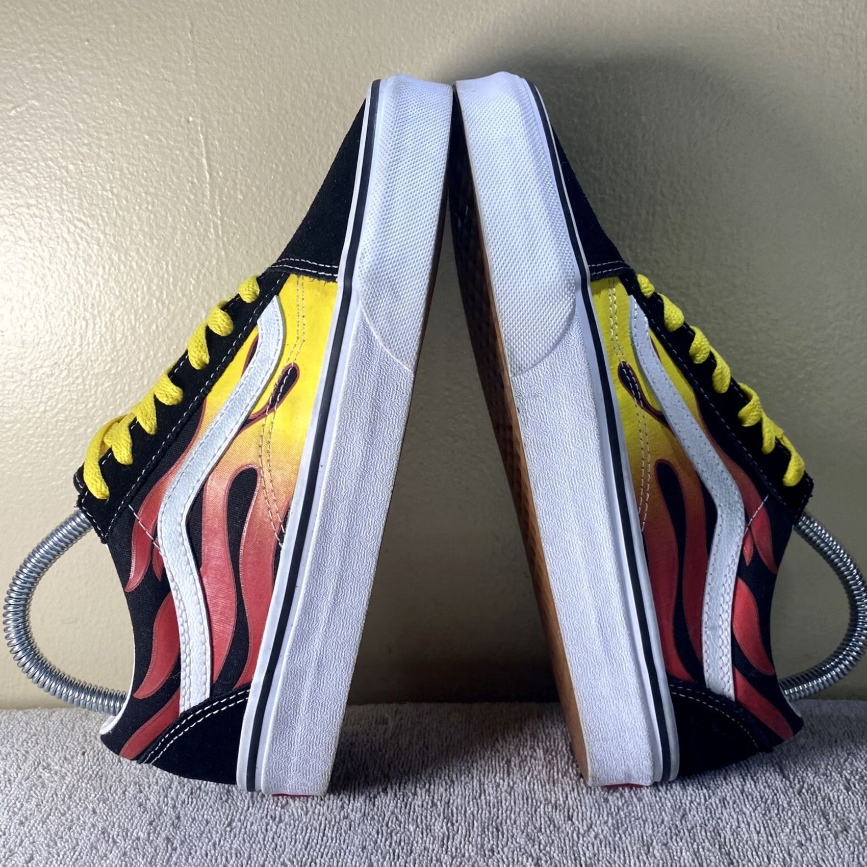 Vans VANS flame Sneaker Color Black Yellow Red Women 7.5 Men 6 Shoe Size 6 Mens Womens Size US 6 / IT 36 - 7 Thumbnail