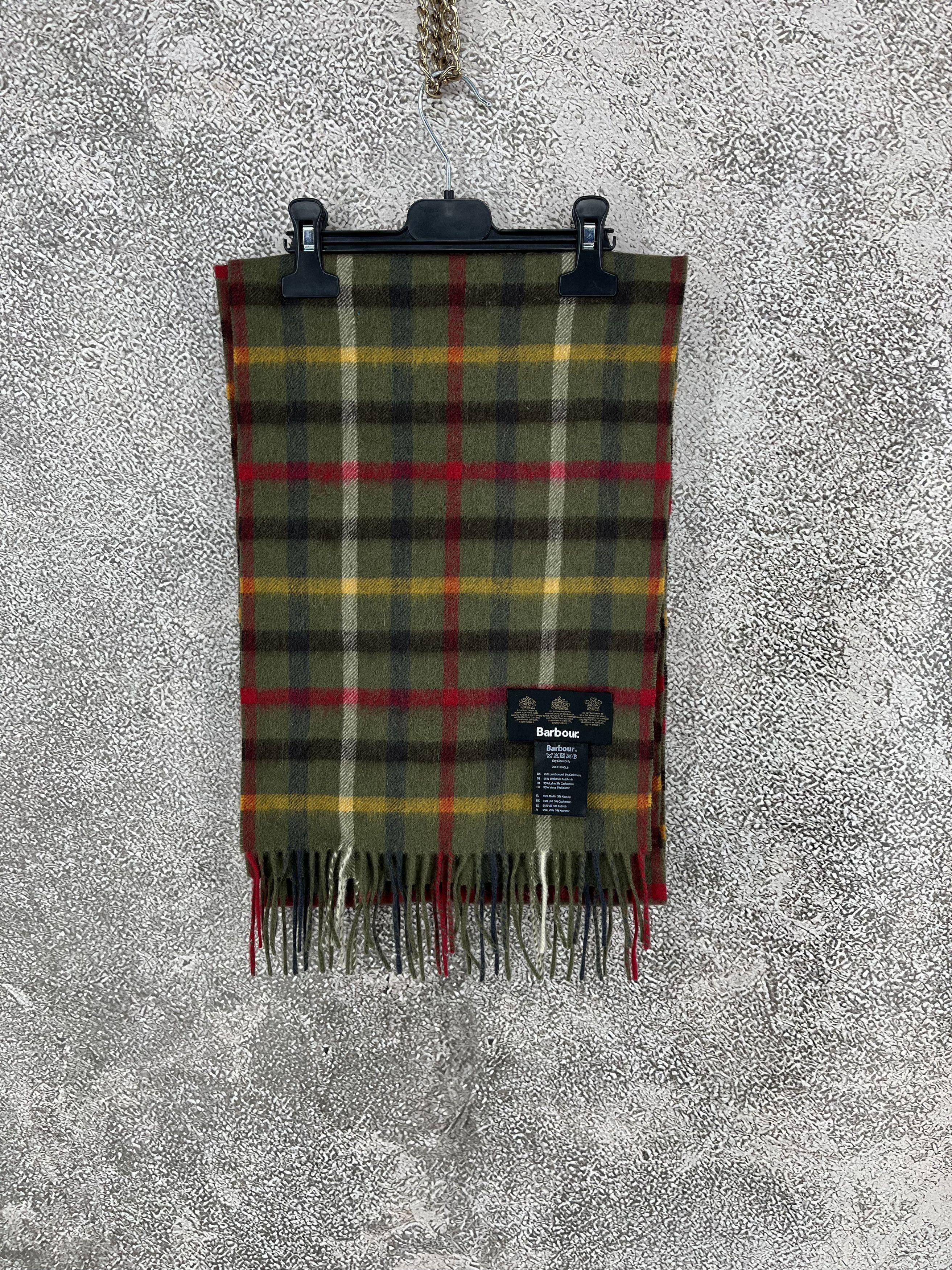 Barbour Barbour Classic Tartan Wool Cashmere Scarf Size ONE SIZE - 1 Thumbnail