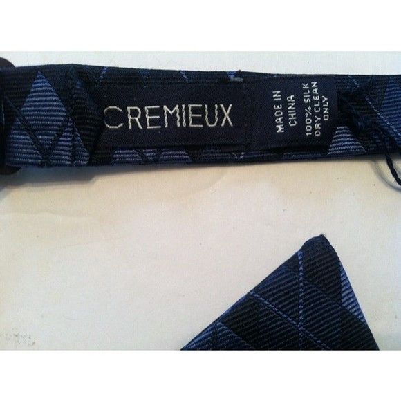 Daniel Cremieux DANIEL CREMIEUX NEW BLUE 100%SILK BOW TIE Size ONE SIZE - 4 Thumbnail