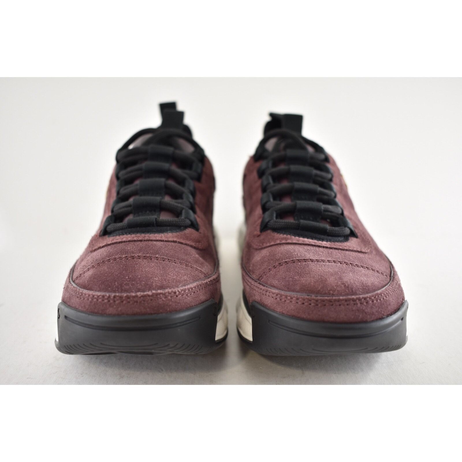 Chanel Chanel 23K Burgundy White CC Logo Lace Low Top Sneaker 42 Size US 12 / IT 42 - 7 Thumbnail