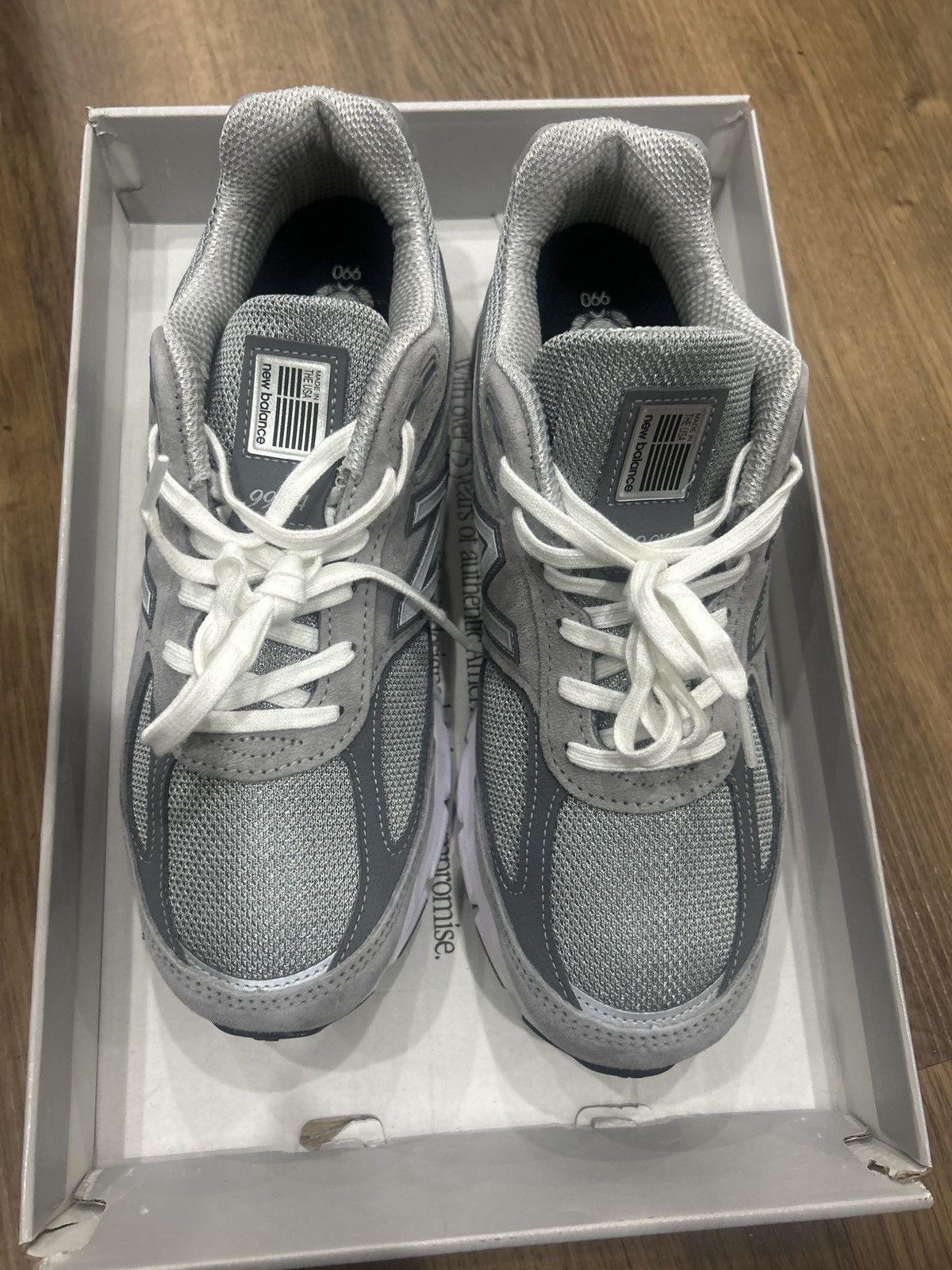 New Balance New Balance 990v4 Grey Size US 7 / EU 40 - 5 Thumbnail