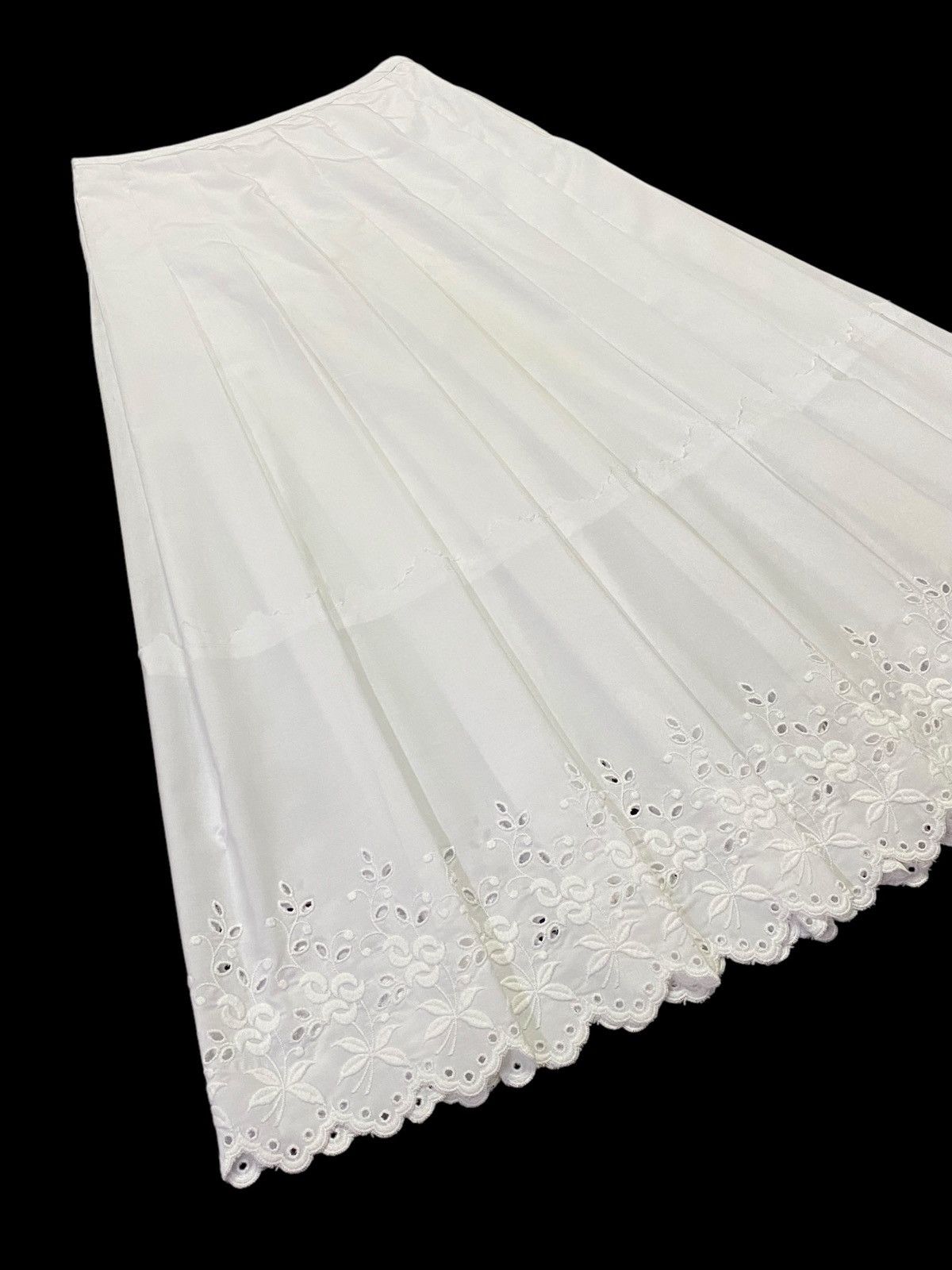 Comme des Garcons × Comme des Garcons Girl AD2001 Comme Des Garçons Floral Embroidery Stitch Long Skirt Size 28" / US 6 / IT 42 - 4 Thumbnail