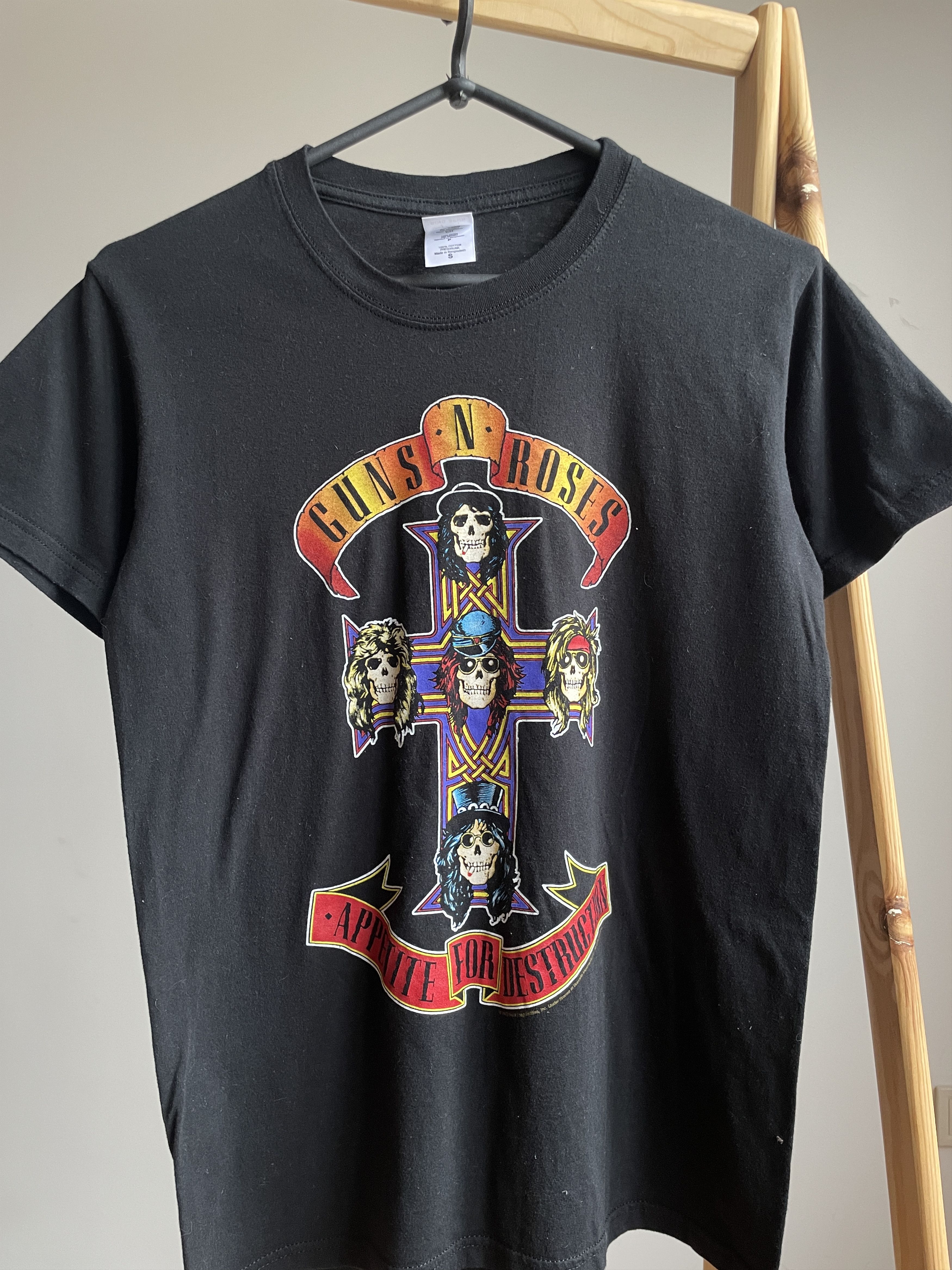 Band Tees Guns N Roses Appetite For Destruction 2012 T-Shirt Size S Size US S / EU 44-46 / 1 - 3 Thumbnail