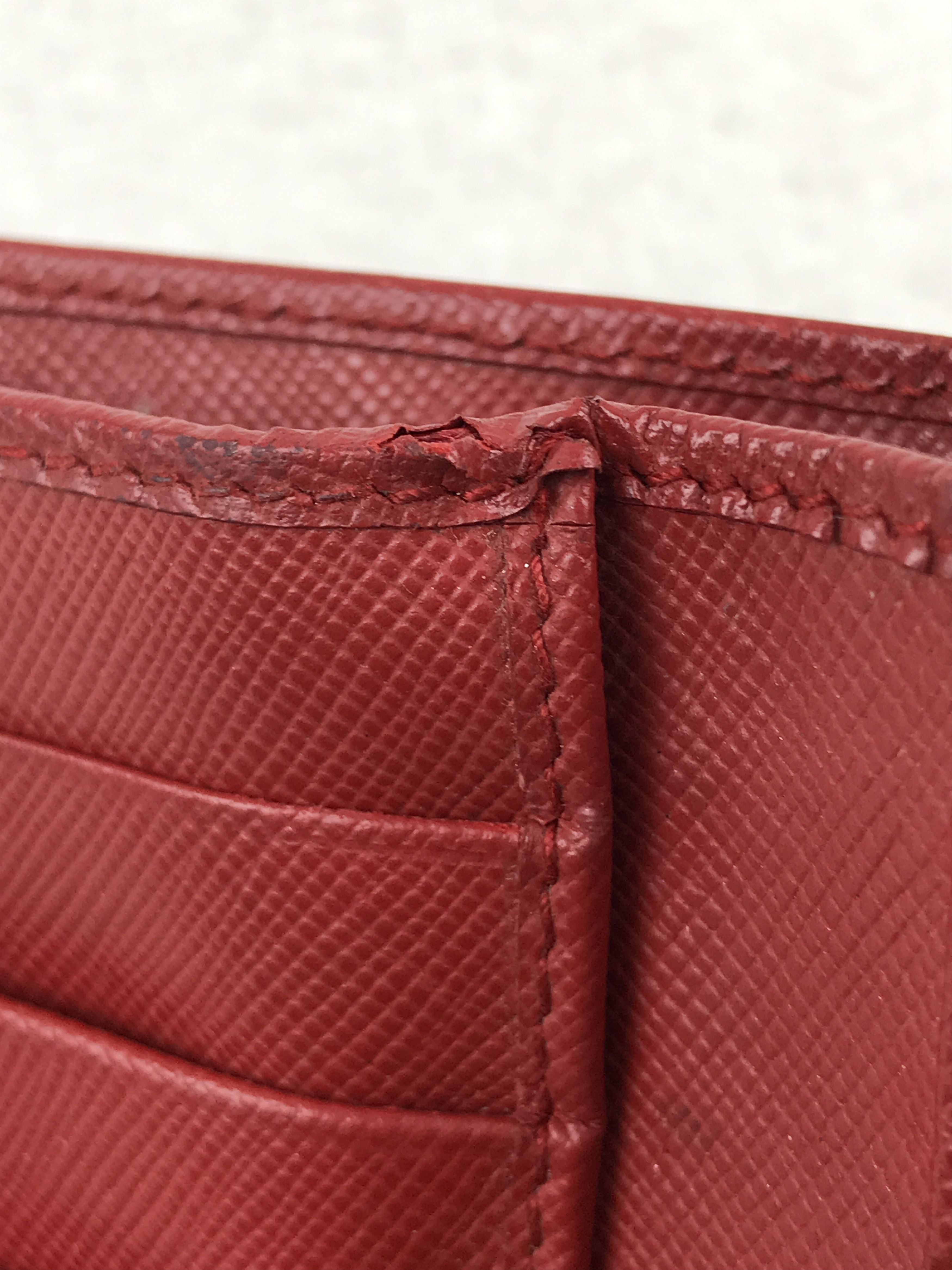 Prada × Vintage Vintage Prada Red Logo Trifold Wallet Size ONE SIZE - 17 Thumbnail