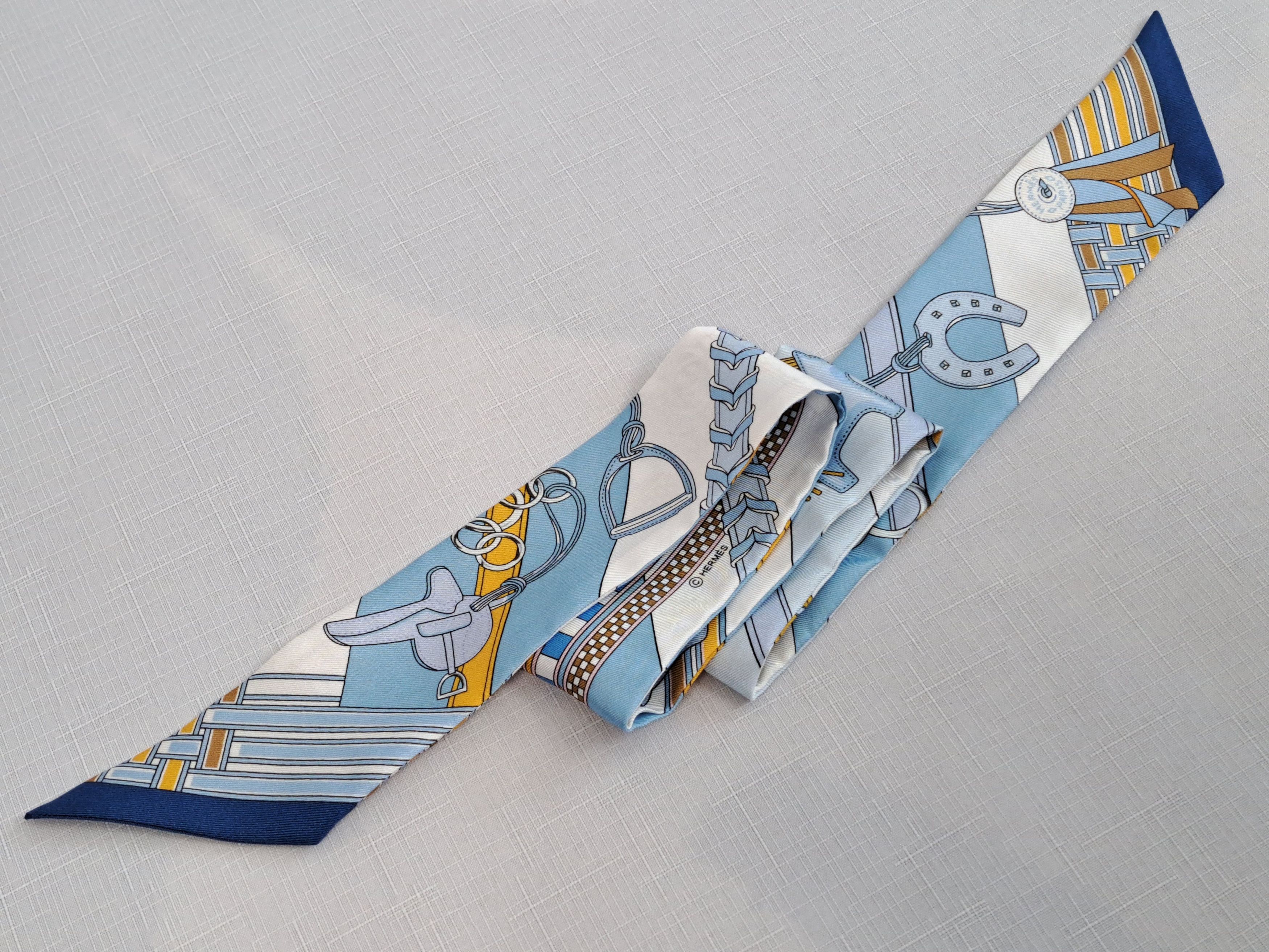 Hermes HERMES Paris silk twilly scarf. Size ONE SIZE - 5 Thumbnail