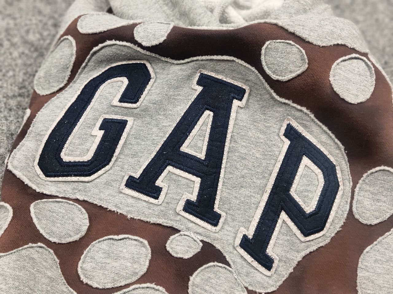Gap Vintage Rare Gap Logo reworked Hoodie Gray Y2K Style Size US S / EU 44-46 / 1 - 13 Thumbnail