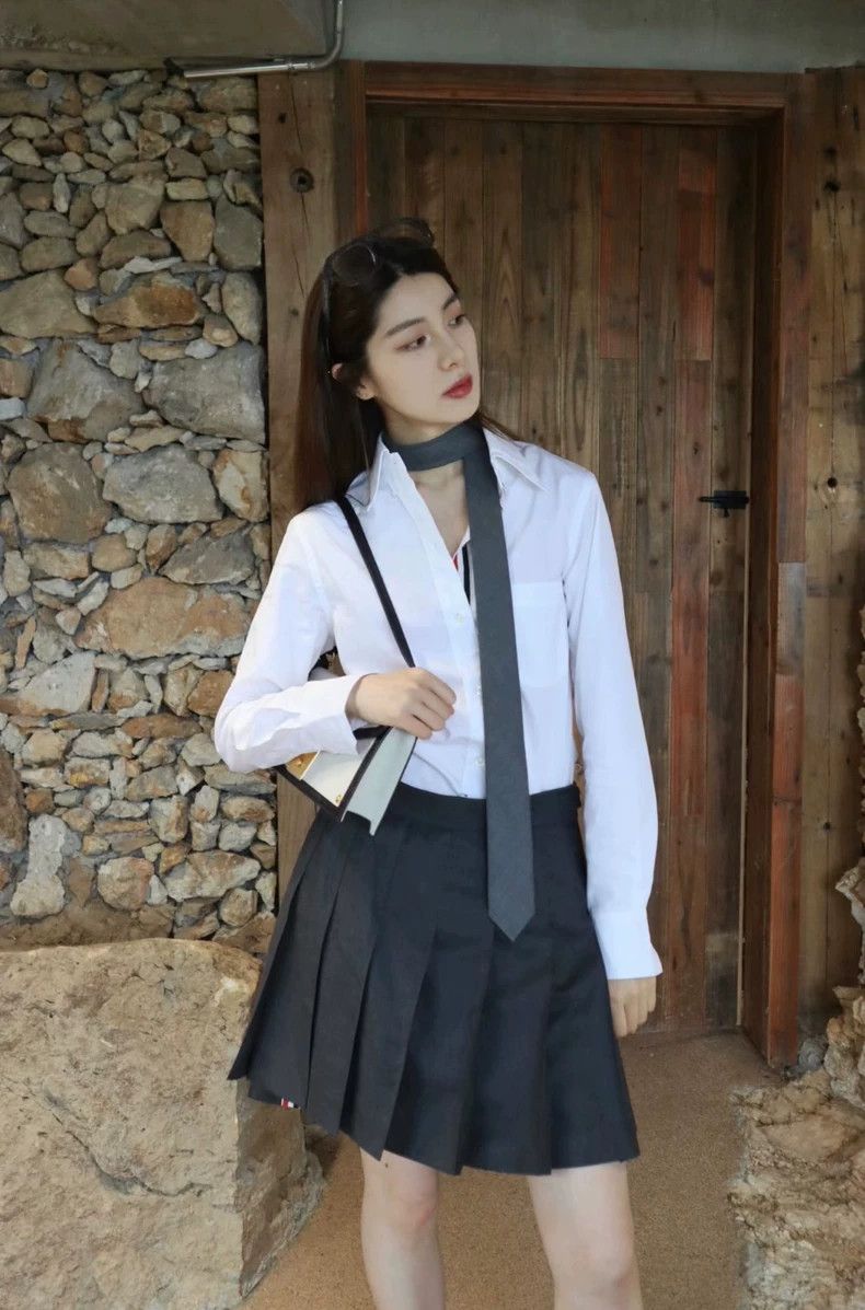 Thom Browne THOM BROWNE Classic placket tricolour shirt 2502-Nextarrow Size XS / US 0-2 / IT 36-38 - 9 Thumbnail
