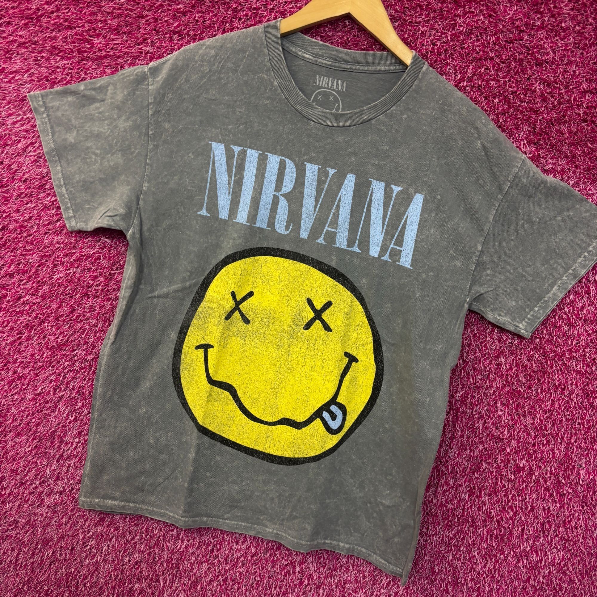 Nirvana Nirvana Nevermind Smiley Face mineral wash tshirt size large Size US L / EU 52-54 / 3 - 3 Thumbnail