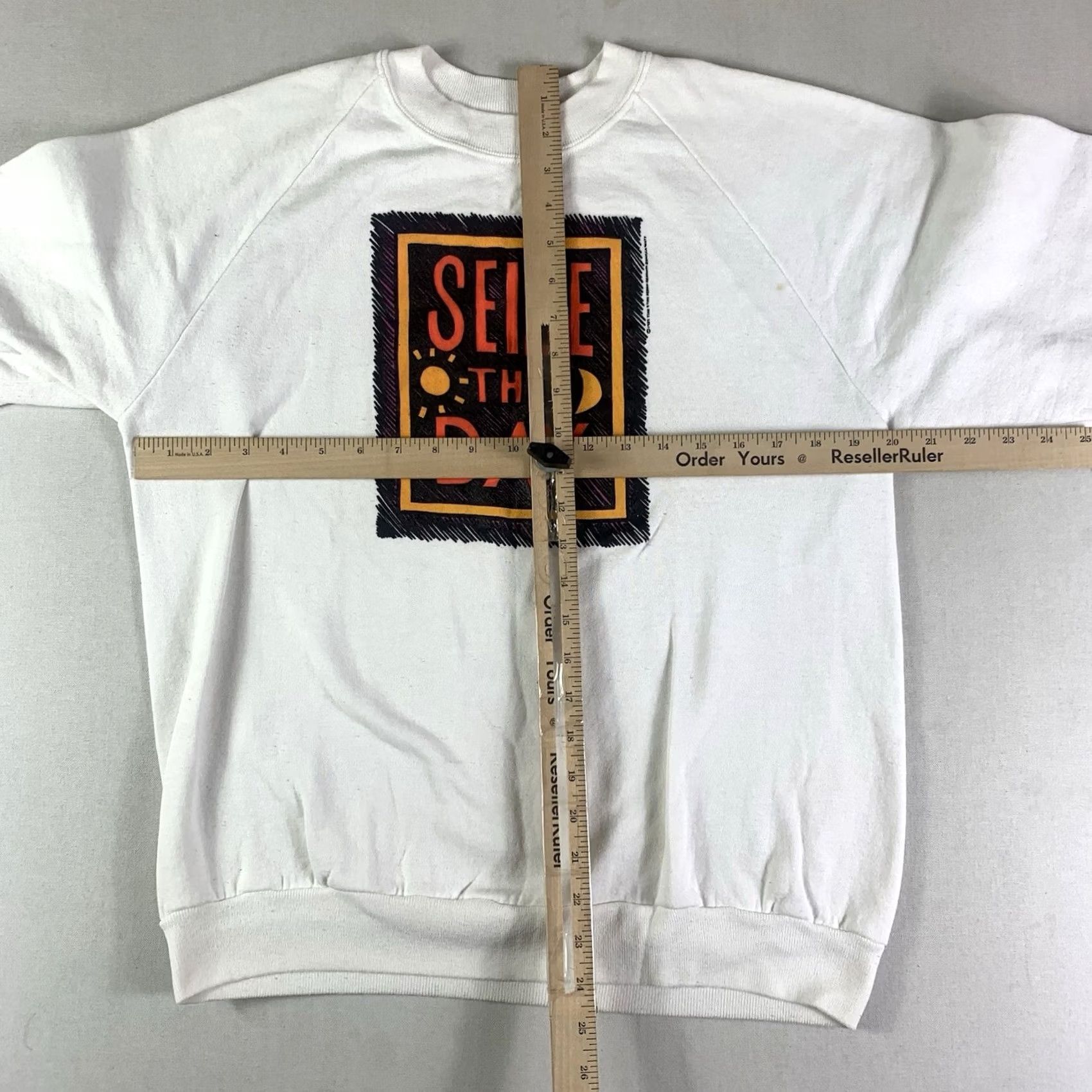 Hanes VINTAGE Hanes Seize The Day Sweatshirt Adult Large White Crewneck 90s Made in usa Size L / US 10 / IT 46 - 5 Thumbnail