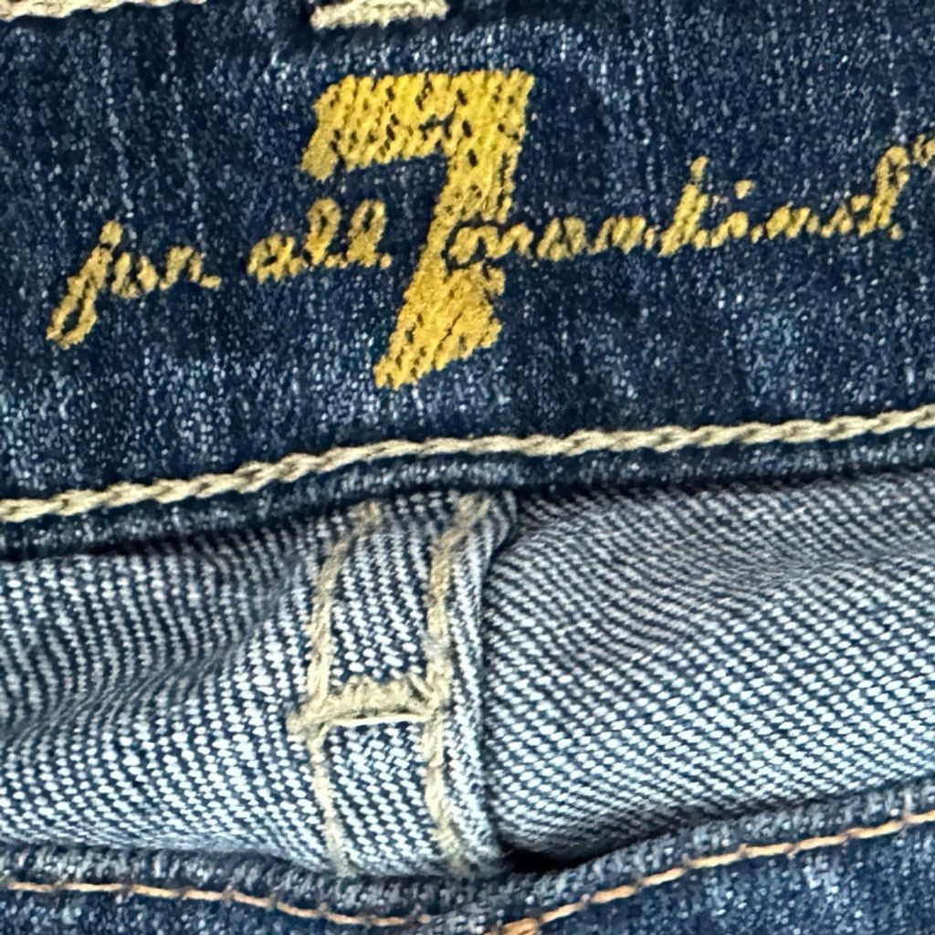 7 For All Mankind NWOT 7 For All Mankind ROXANNE Jeans BLUE Women’s Size 25. Size 25" / US 0 / IT 36 - 10 Thumbnail