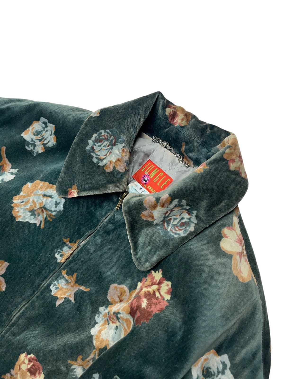 Kenzo × Vintage Vintage Kenzo Jungle Floral Velvet Jacket Skirt Suit Size S / US 4 / IT 40 - 3 Thumbnail