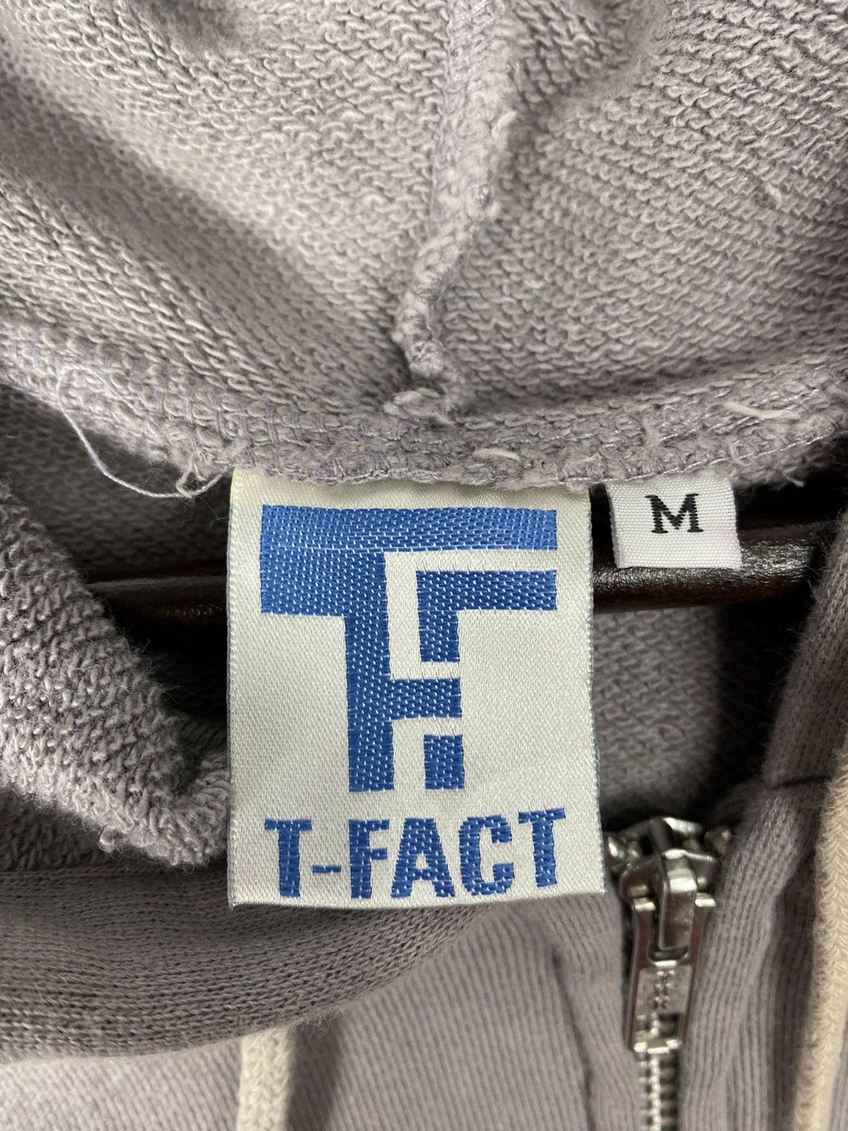 Japanese Brand Vintage T-Fact Zip Up Hoodies Size US M / EU 48-50 / 2 - 9 Thumbnail
