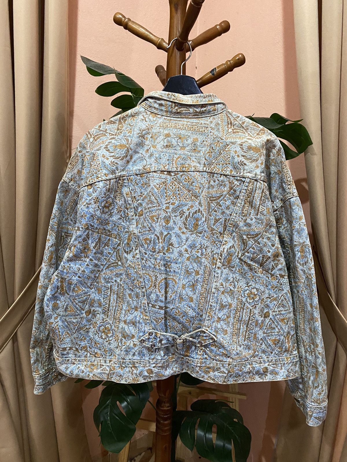 Japanese Brand Sweet Camel Vintage Printed Denim Jacket – Unique Streetwear Size US L / EU 52-54 / 3 - 7 Thumbnail