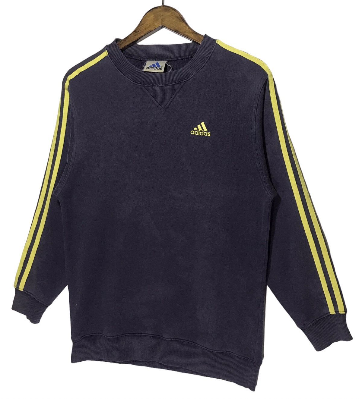 Adidas × Japanese Brand × Vintage Vintage Adidas 3 Stripes Sportwear Sweatshirt Size US S / EU 44-46 / 1 - 3 Thumbnail