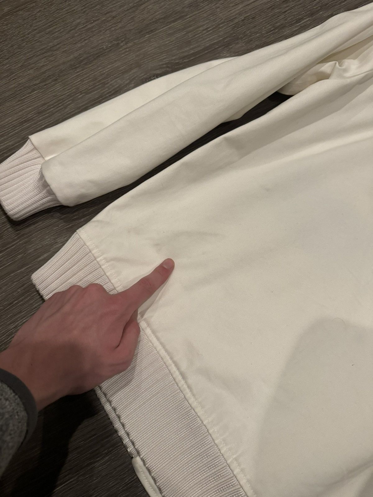 Off-White Off White Scorpion Embroidered The End 2017 Jacket White Size US L / EU 52-54 / 3 - 8 Thumbnail