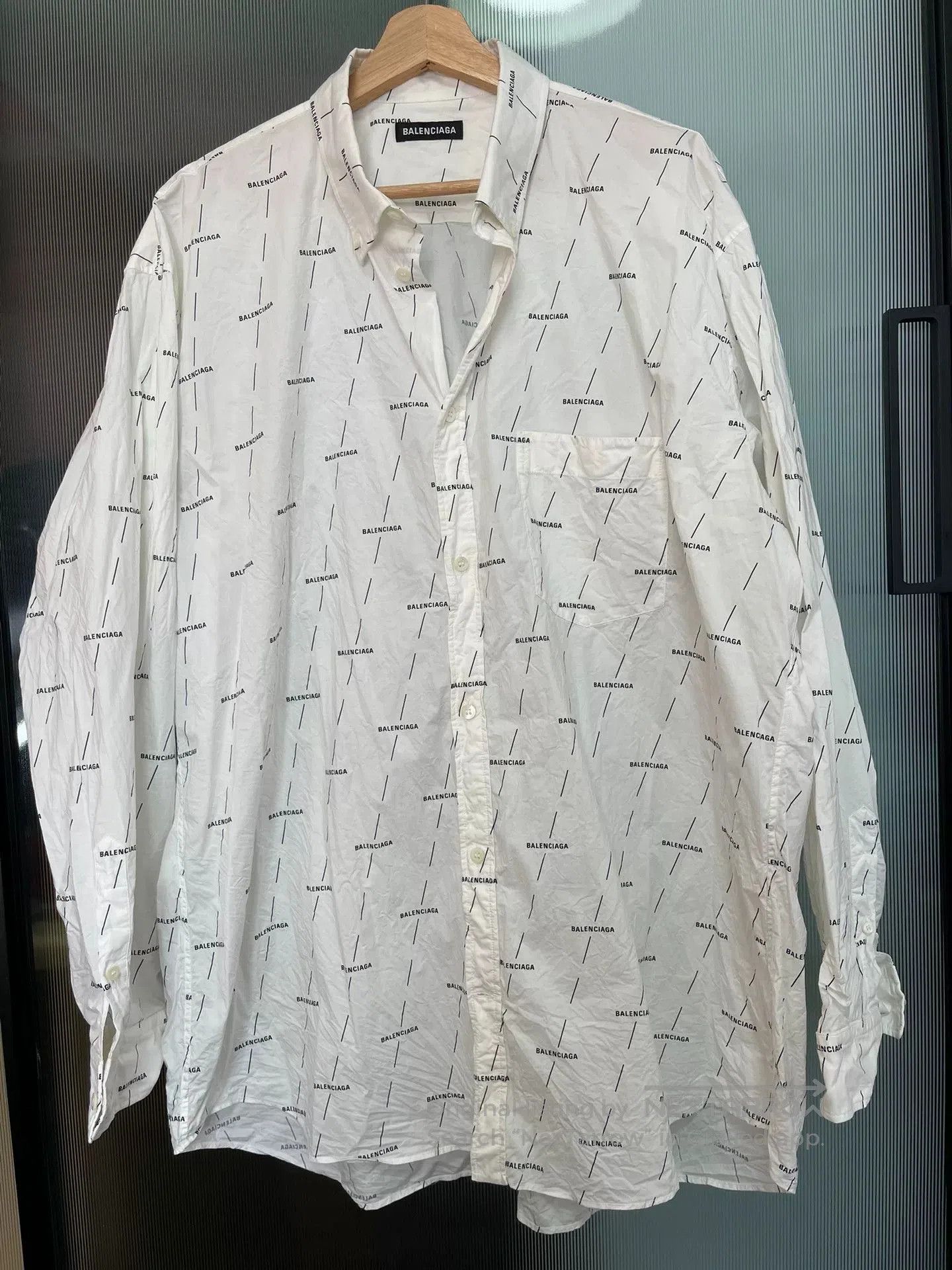 Balenciaga Balenciaga White Button-Up Shirt Size 43. Size US L / EU 52-54 / 3 - 1 Thumbnail