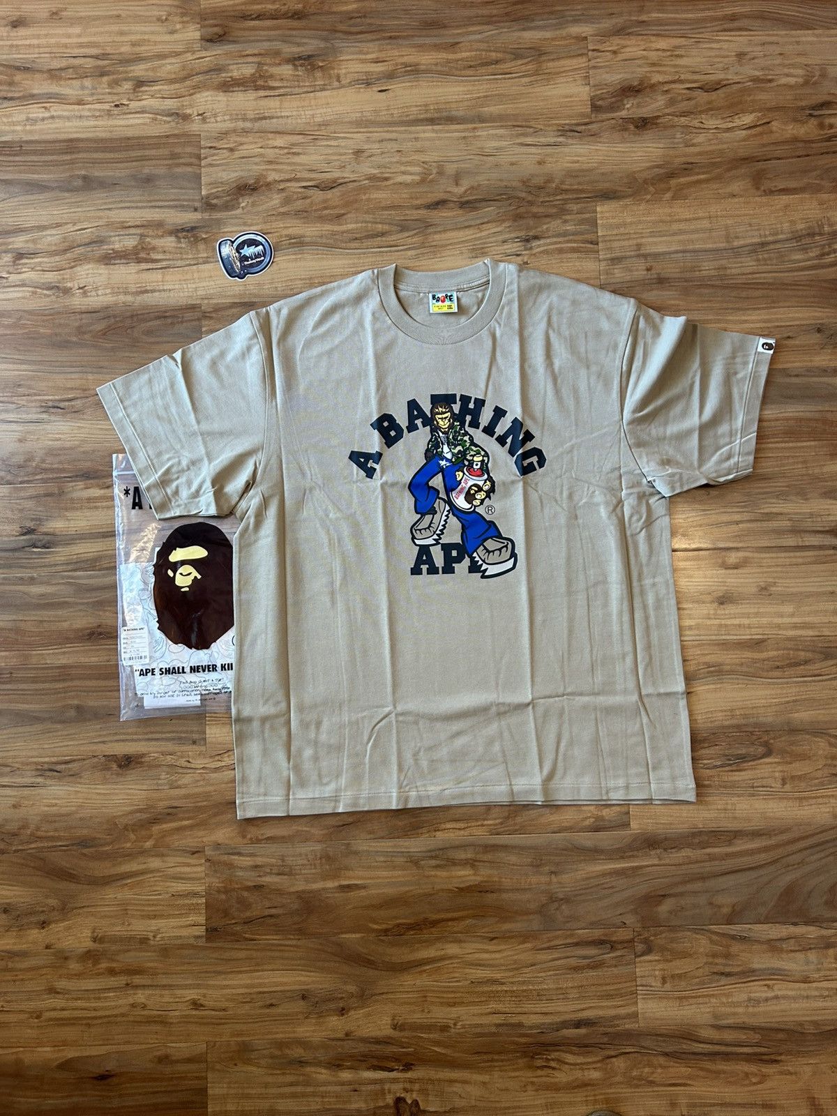 Bape NEW Bape Beige Graffiti Logo Tee Size US M / EU 48-50 / 2 - 1 Thumbnail