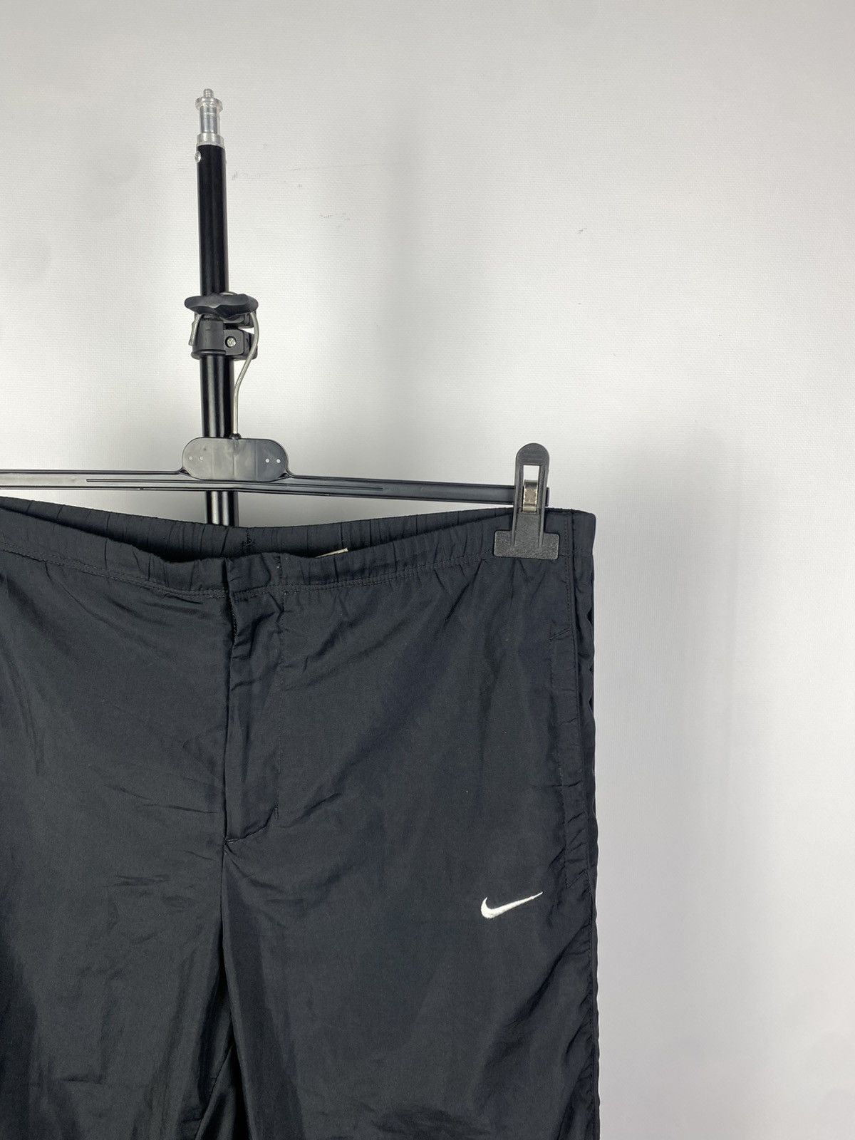 Nike × Vintage Vintage 90s Nike Swoosh Sports bridges Shorts Women’s M sz Size 30" / US 8 / IT 44 - 2 Thumbnail