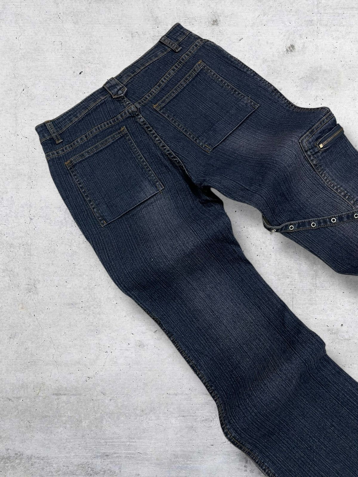 Beauty Beast VINTAGE HAPHAZARD 90S JAPAN DESIGNER FLARED BONDAGE OG DENIM Size US 27 - 15 Thumbnail