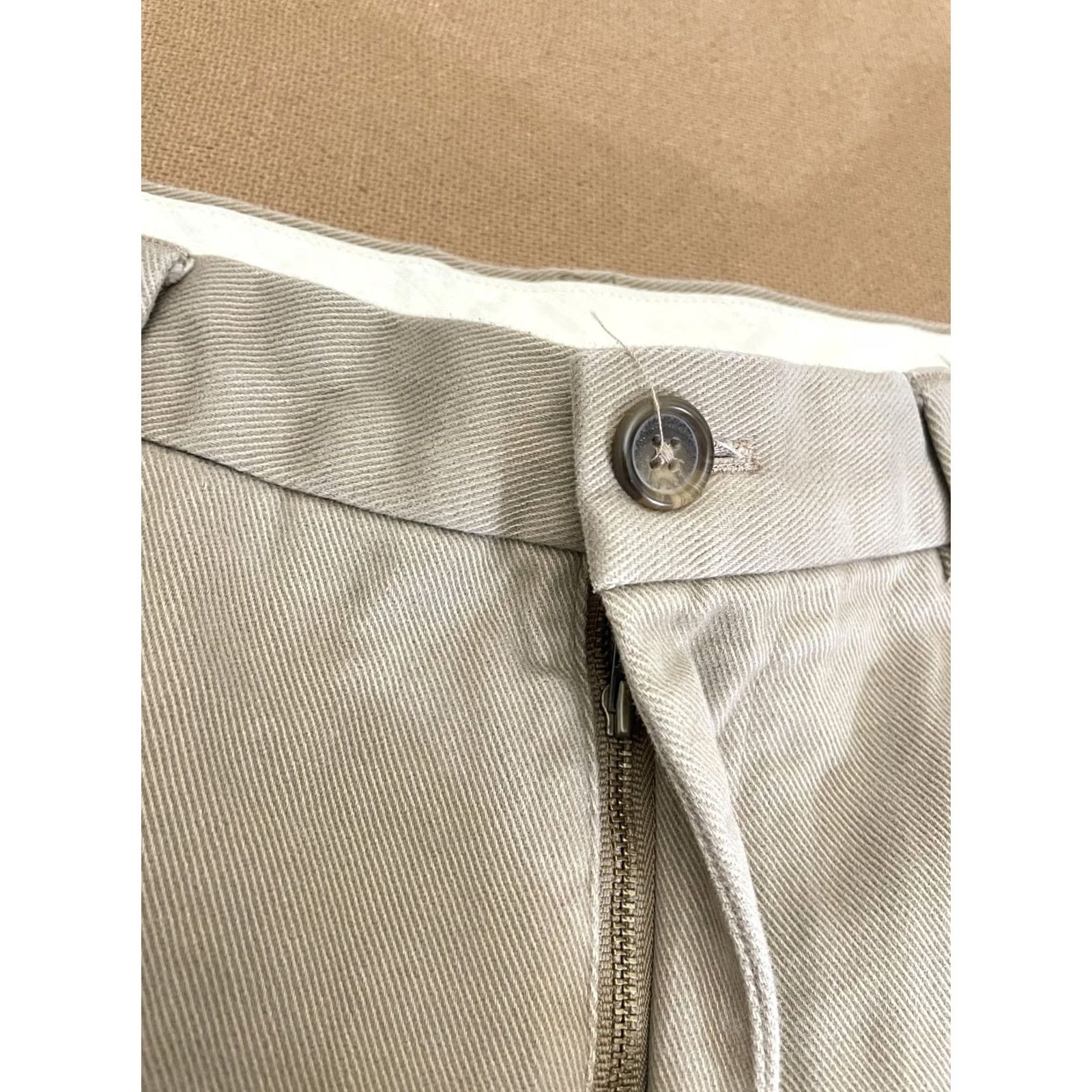 Brooks Brothers VINTAGE Brooks Brothers 346 Pants Mens 36x30 Khaki Beige Cotton Flat Front Chinos Size US 36 / EU 52 - 7 Thumbnail