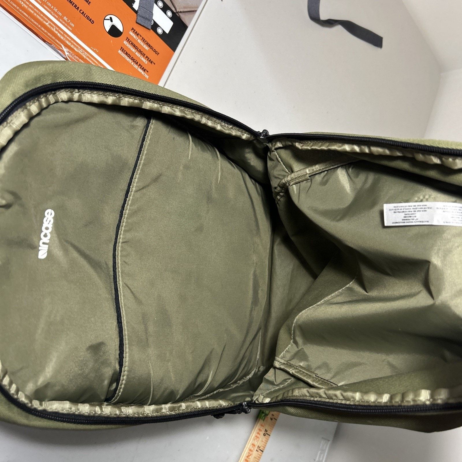 Incase Incase Cargo Backpack Medium Mesh Flap Green Journey 18" Size ONE SIZE - 17 Thumbnail