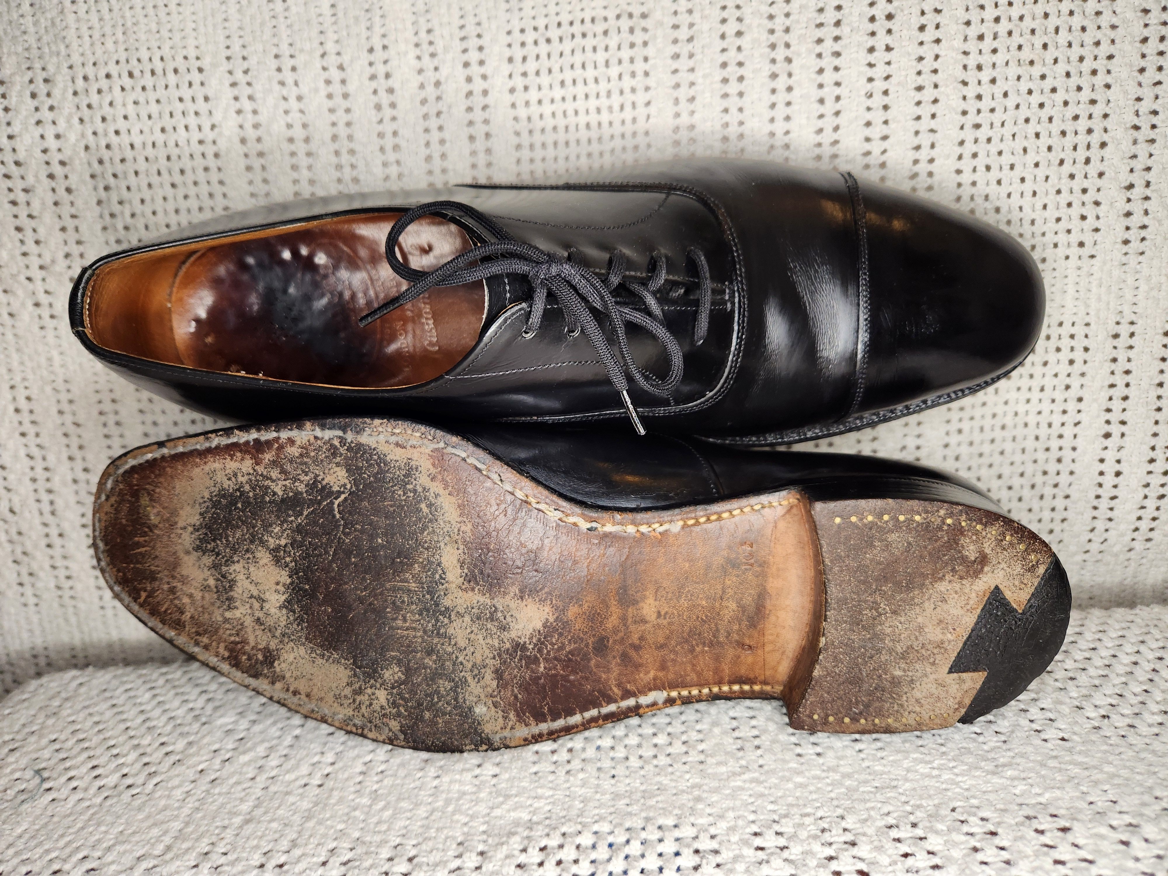 Church's BALMORAL CAPTOE Size US 11 / EU 44 - 11 Thumbnail