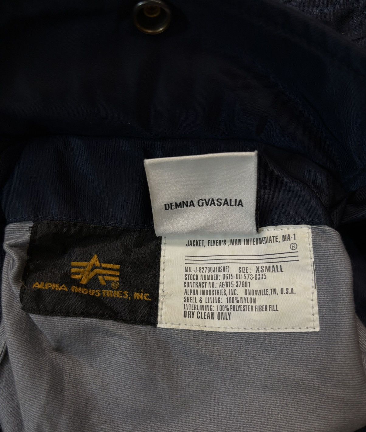 Alpha Industries × Vetements Vetements x Alpha FW18 Reversible Hooded Bomber Jacket Size US XS / EU 42 / 0 - 18 Thumbnail