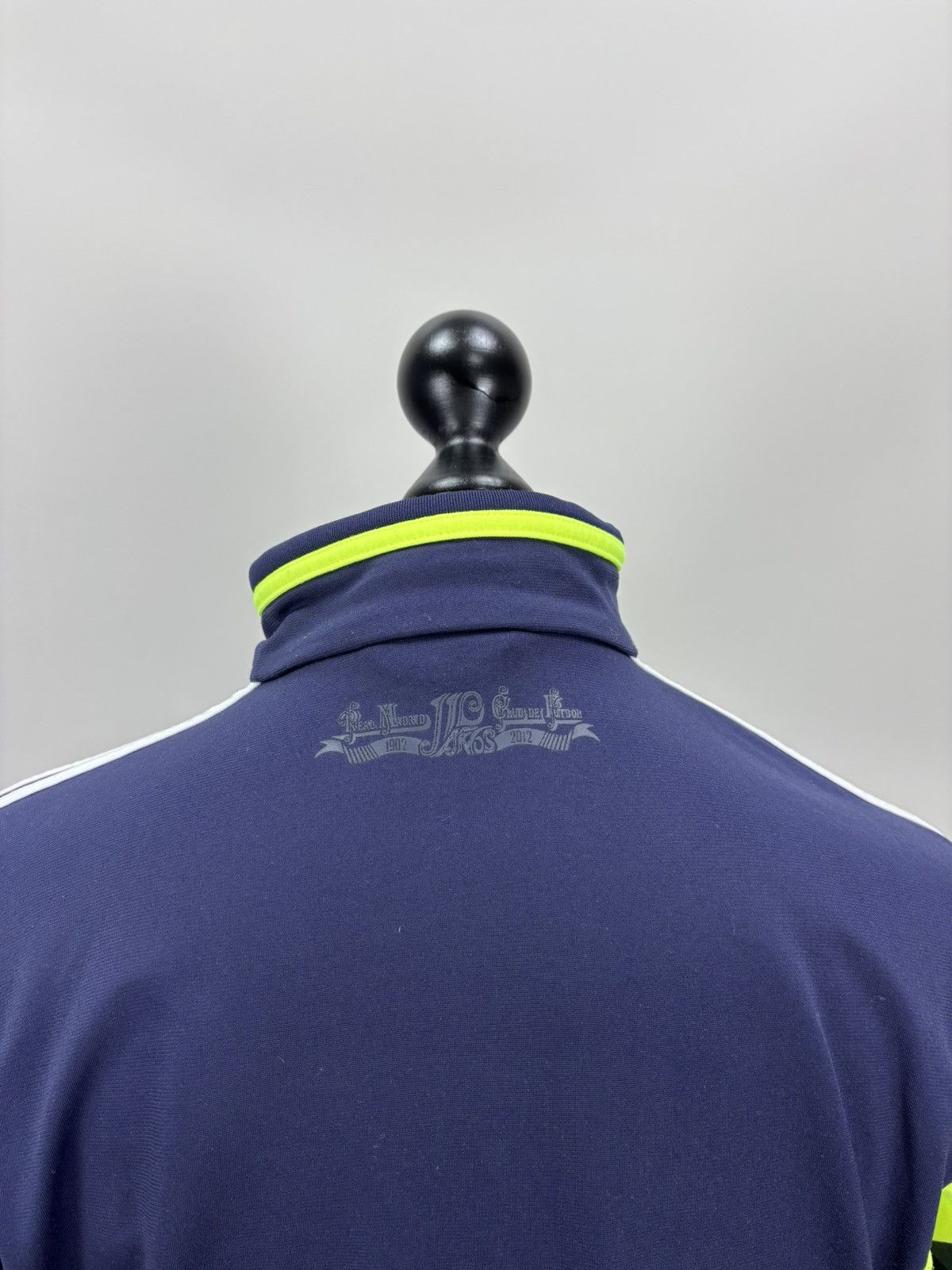 Adidas Mens vintage tracksuit Adidas Real Madrid 2012/2013 Size US L / EU 52-54 / 3 - 8 Thumbnail