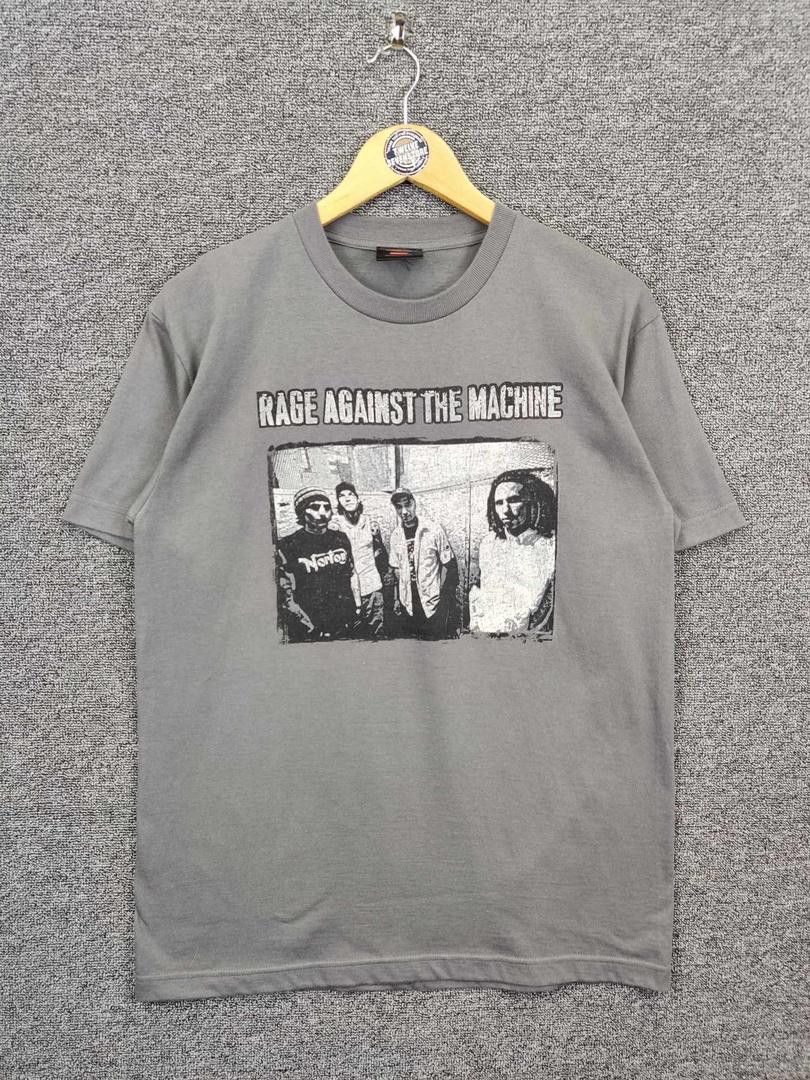 Band Tees Vintage Rage Against The Machine Band Tee Tshirt Size US M / EU 48-50 / 2 - 1 Thumbnail
